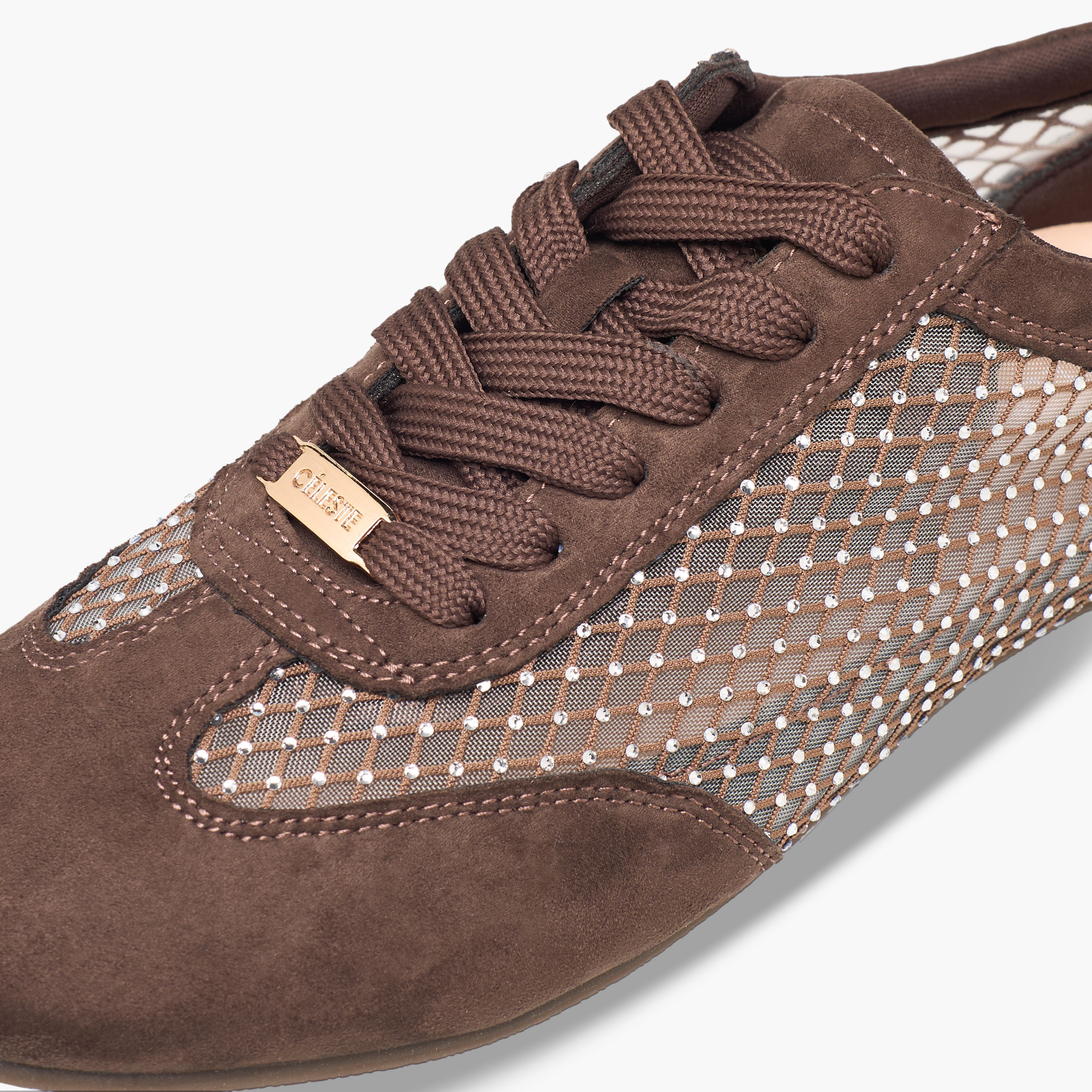 حذاء سنيكرز بتفاصيل شبكية ورباط إغلاق للنساء من سيليست-women-shoes-sneakers-image-4