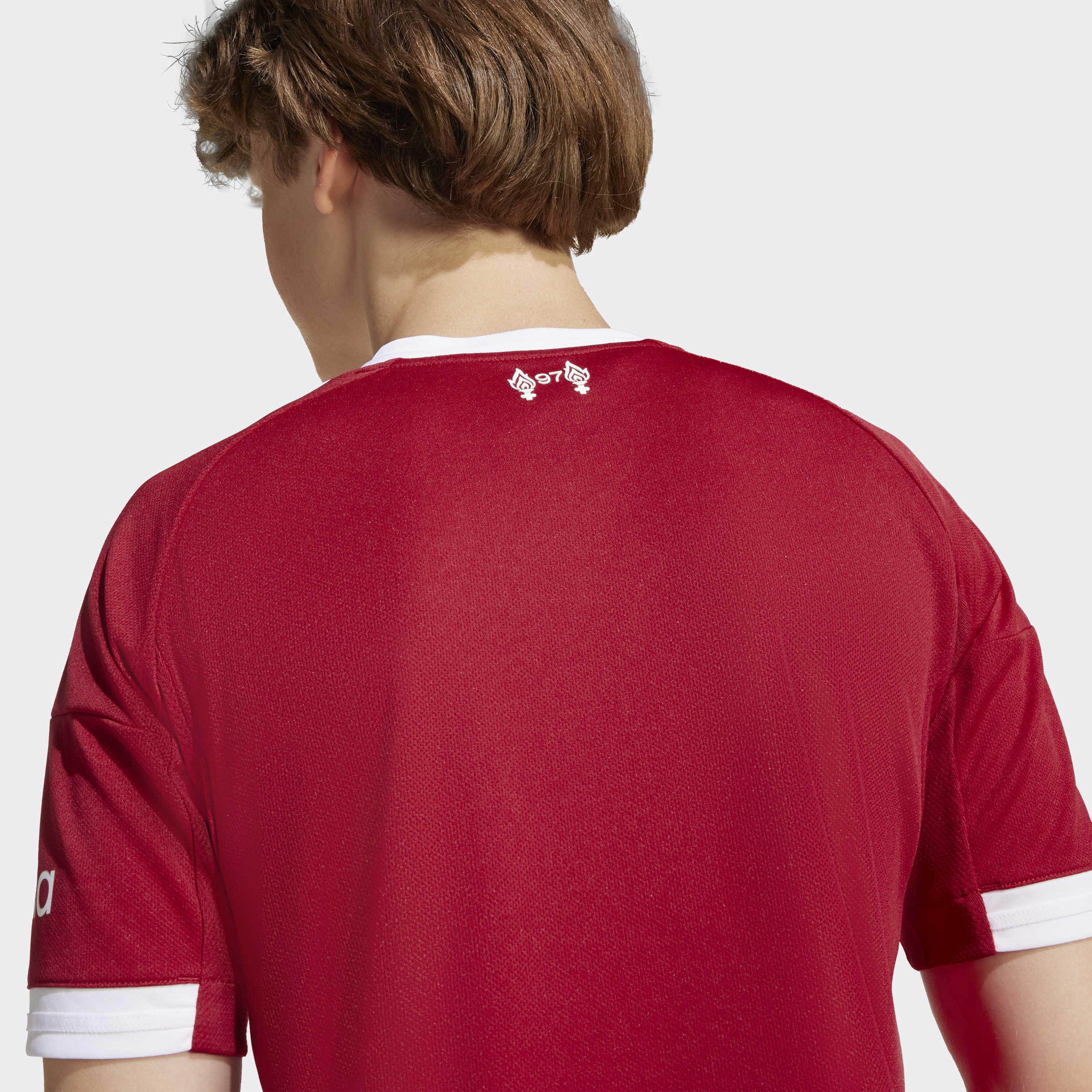 اديداس - قميص ليفربول للأطفال بأكمام قصيرة-sports-boys-clothing-tops-image-5