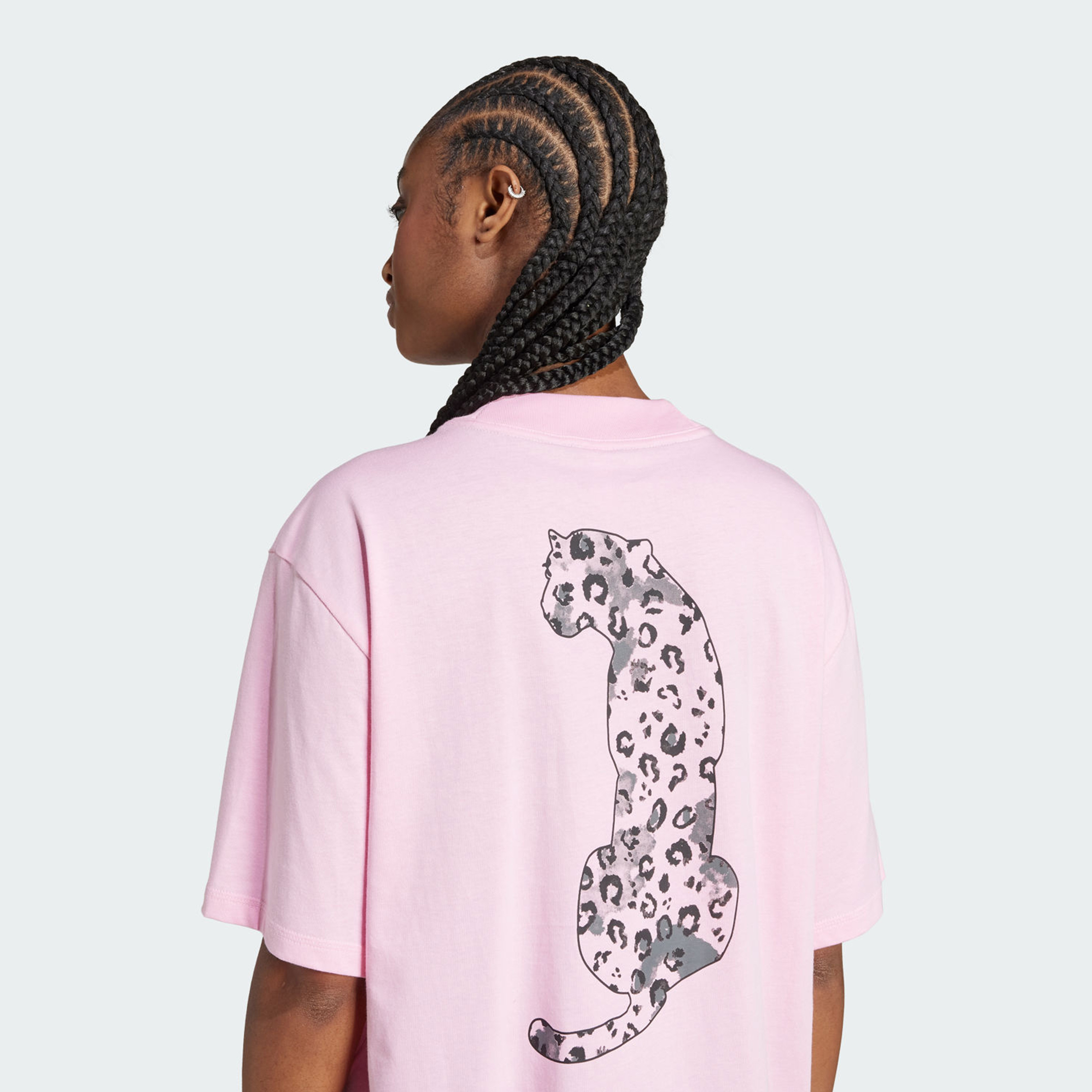 أديداس - تيشيرت جرافيكي فضفاض برسومات حيوانات للنساء JV8532 | OE-sports-women-clothing-tshirtsandvests-image-5