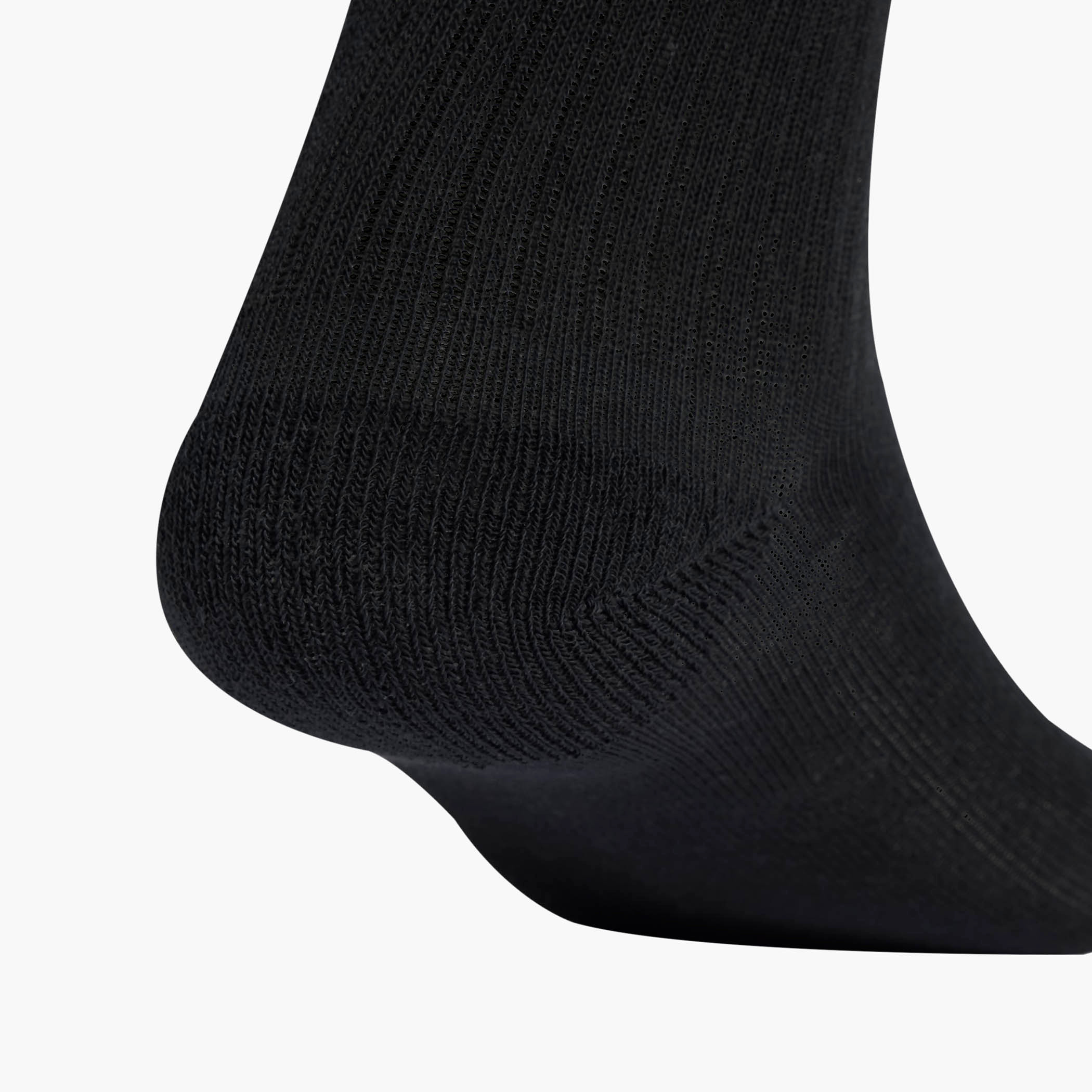 طقم جوارب 3 أزواج بطول متوسط وبطبعات شعار من أديداس-girls-accessories-socks-image-4