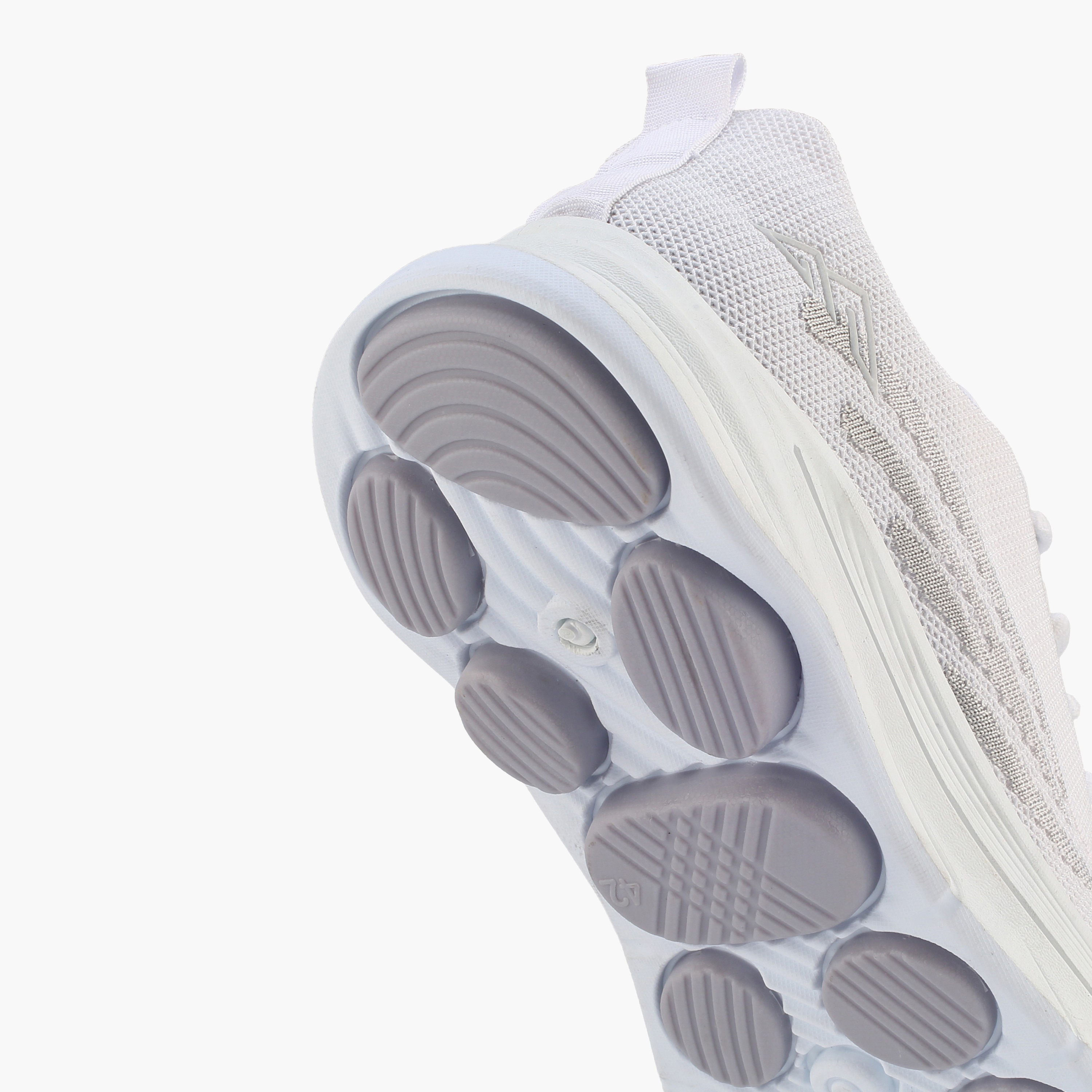 حذاء رياضي برباط إغلاق للرجال من أوكلان من شو إكسبريس-men-shoes-sports-image-5