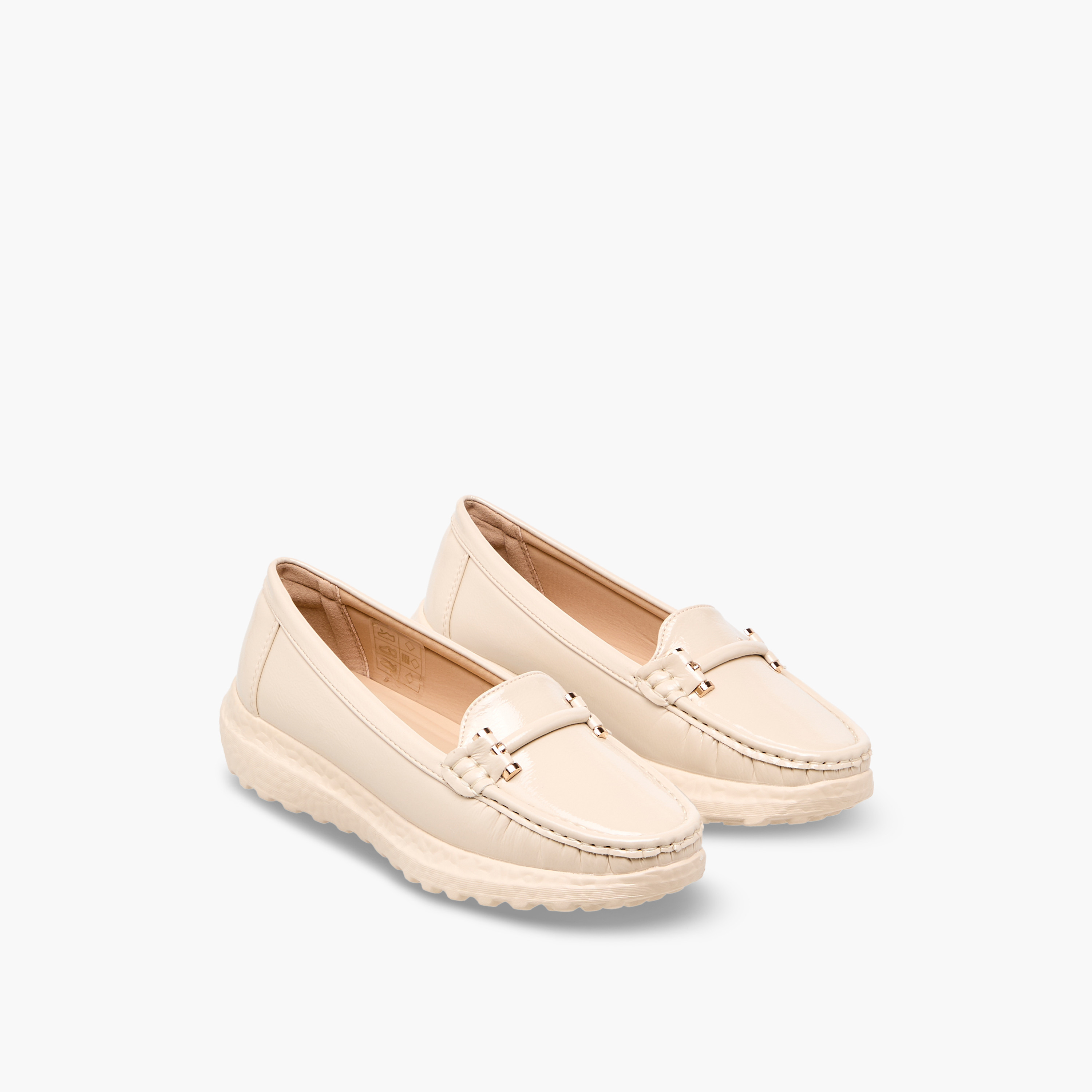 حذاء لوفر بزينة معدن للنساء من لو كونفورت-women-shoes-loafersandmoccasins-image-1