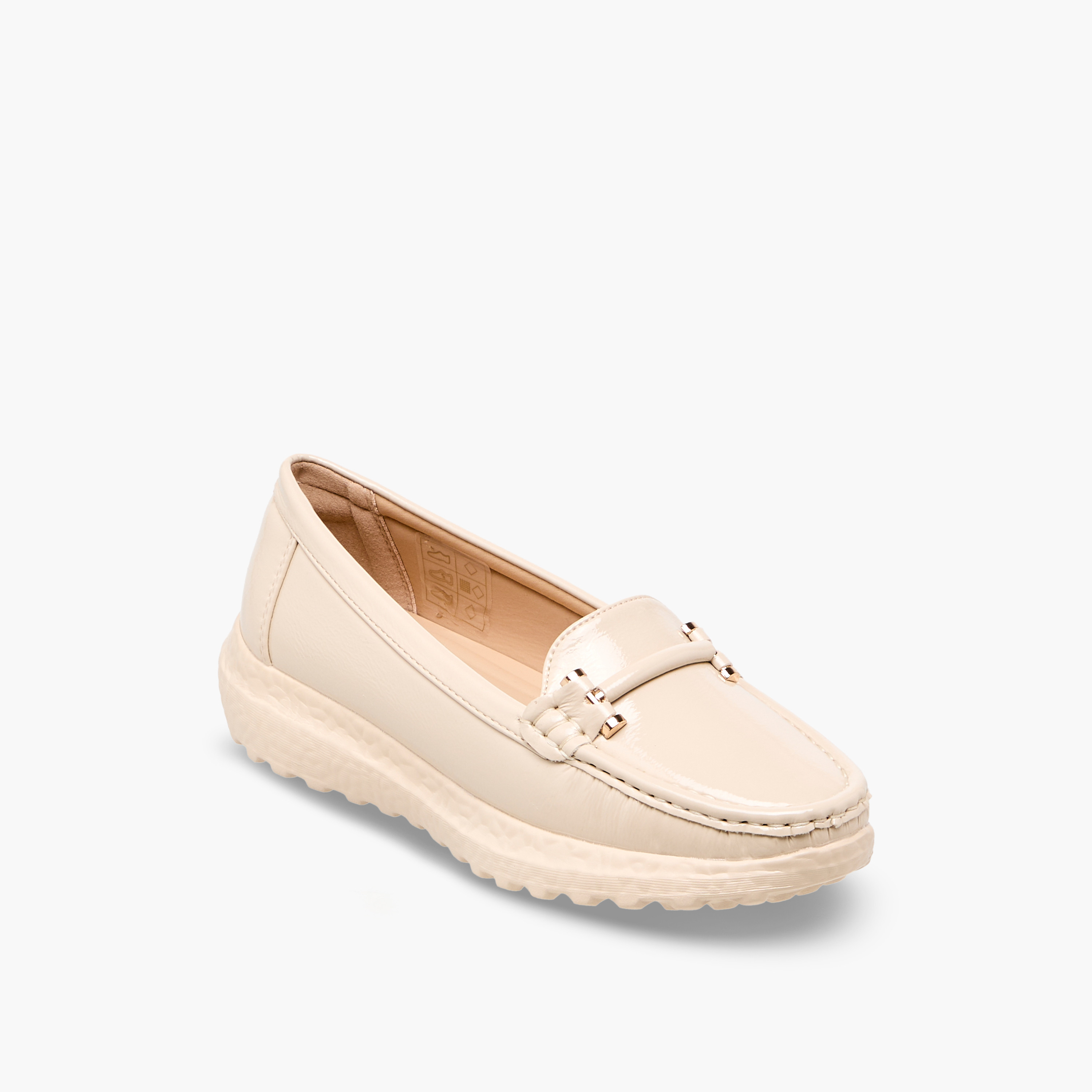 حذاء لوفر بزينة معدن للنساء من لو كونفورت-women-shoes-loafersandmoccasins-image-2