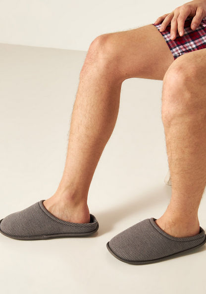 Cozy Textured Slip-On Bedroom Slippers-Men%27s Bedrooms Slippers-image-0