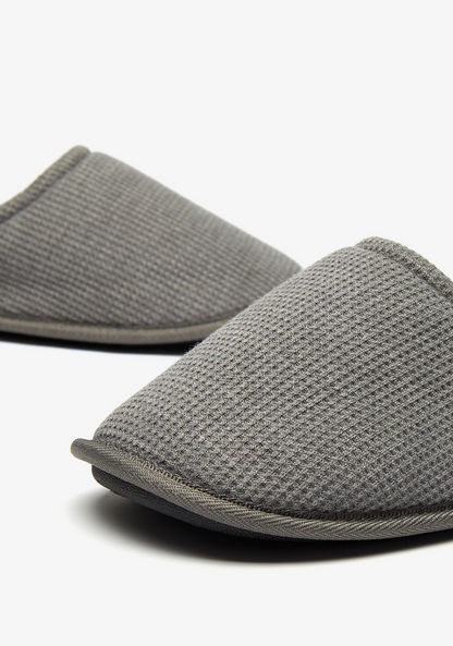 Cozy Textured Slip-On Bedroom Slippers