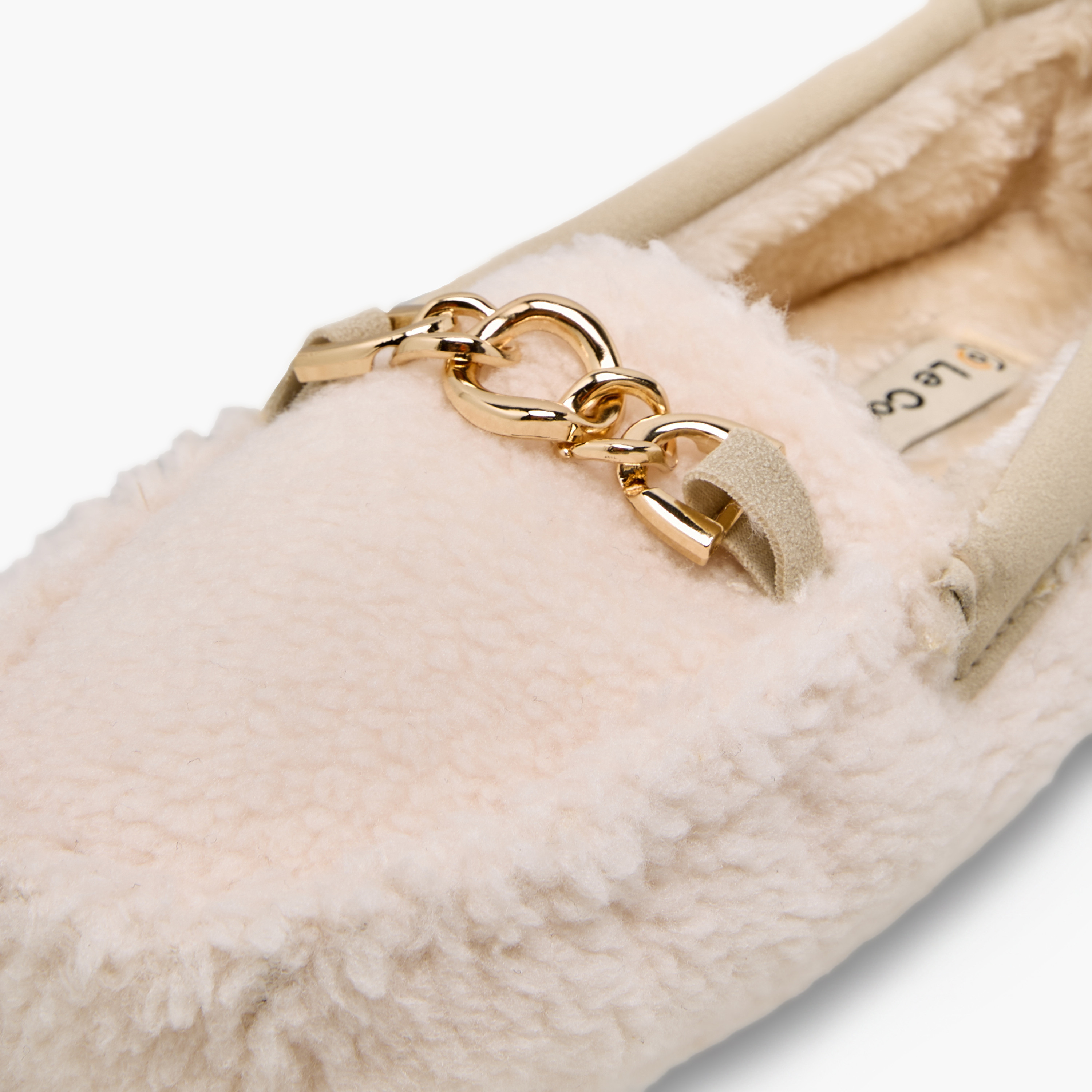 شبشب غرفة نوم مخملي للنساء من لو كونفورت-women-shoes-bedroomslippers-image-4