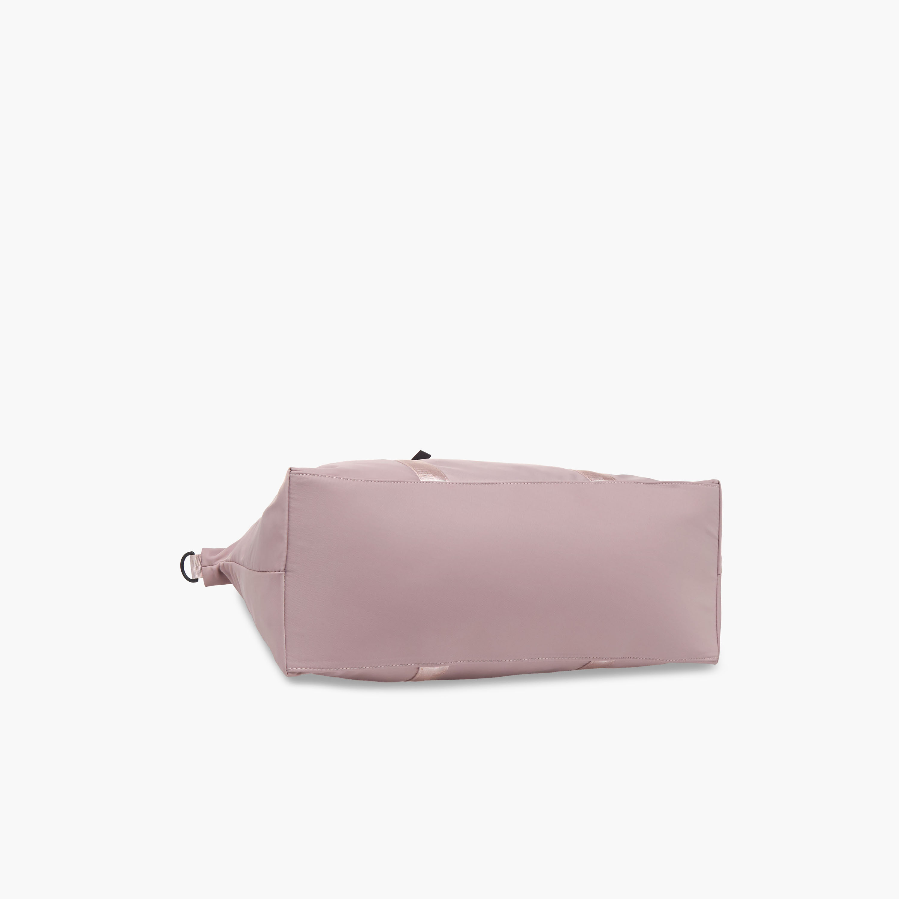 شنطة دافل بمقابض مزدوجة وسحاب إغلاق وطبعات شعار من أوكلان من شو إكسبريس-women-bagsandwallets-handbags-image-8