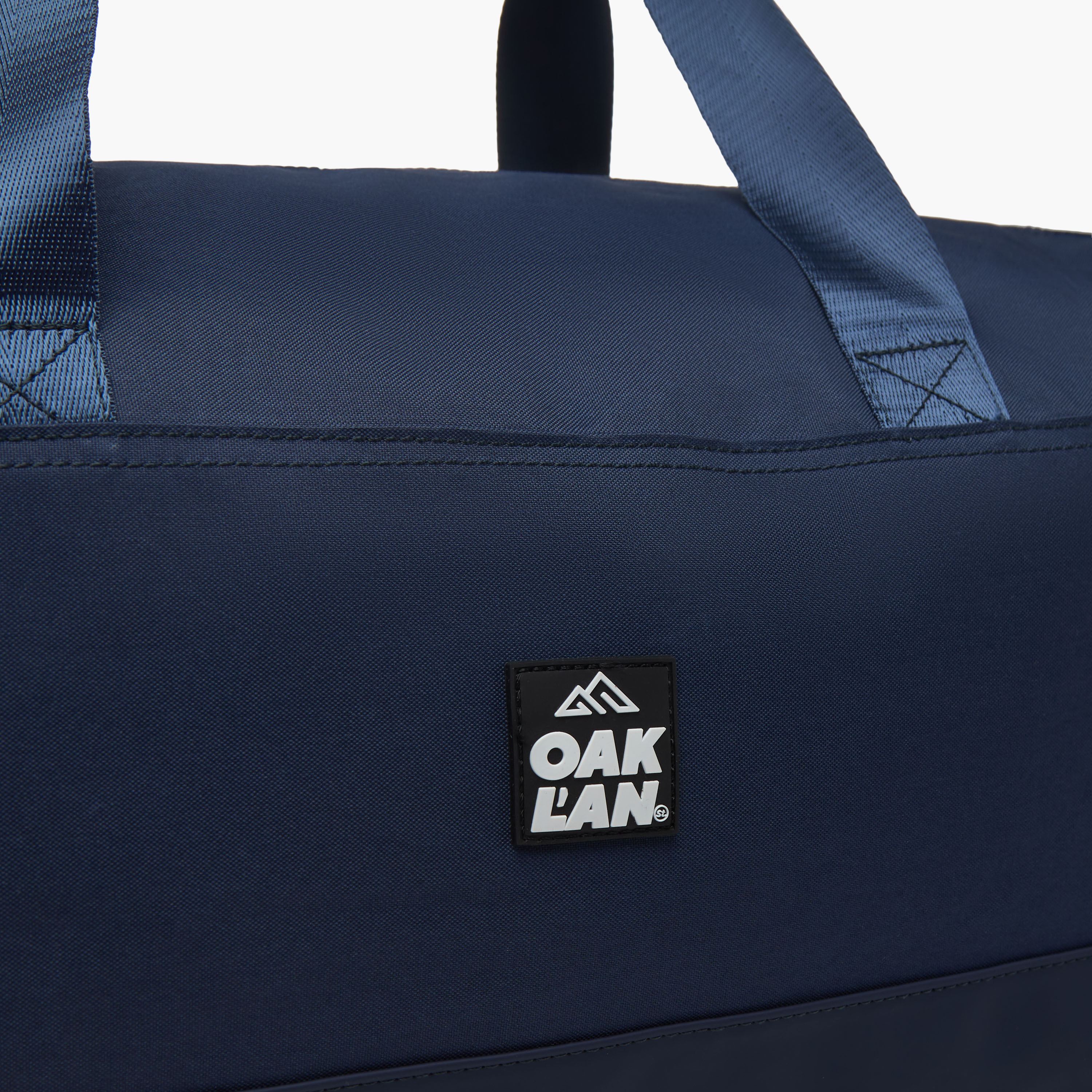 شنطة دافل سادة بمقابض مزدوجة وسحاب إغلاق من أوكلان من شو إكسبريس-women-bagsandwallets-handbags-image-7