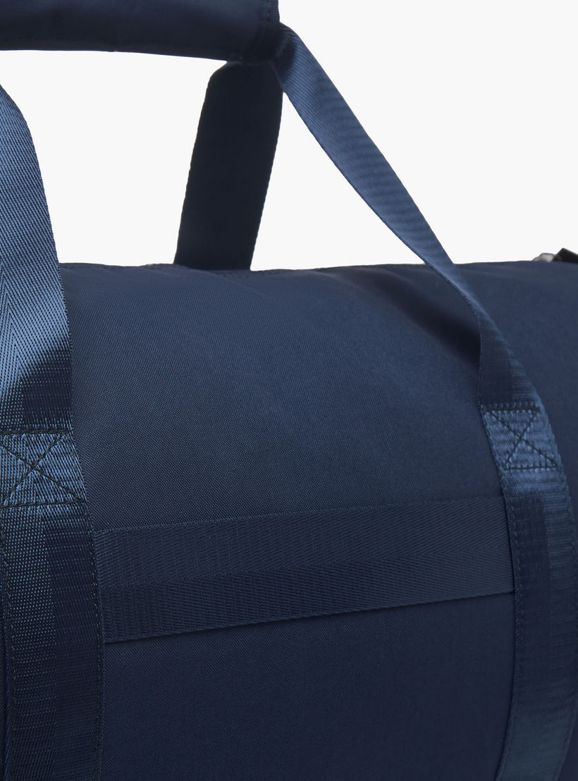 شنطة دافل سادة بمقابض مزدوجة وسحاب إغلاق من أوكلان من شو إكسبريس-women-bagsandwallets-handbags-image-8