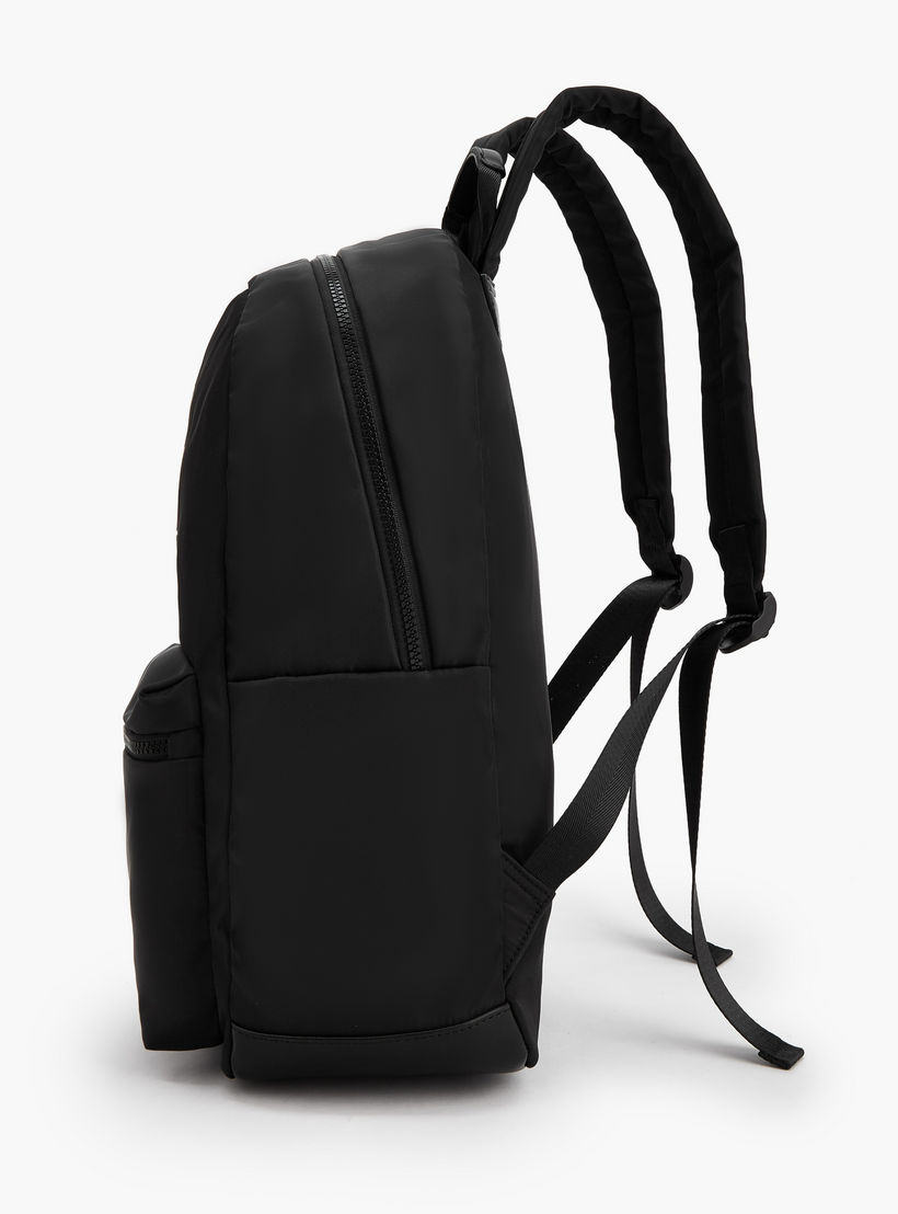شنطة ظهر بطبعات شعار وجيب أمامي من لي كوبر-women-bagsandwallets-backpacks-image-6