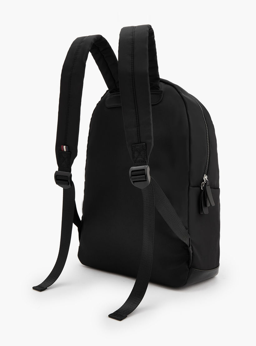 شنطة ظهر بطبعات شعار وجيب أمامي من لي كوبر-women-bagsandwallets-backpacks-image-7