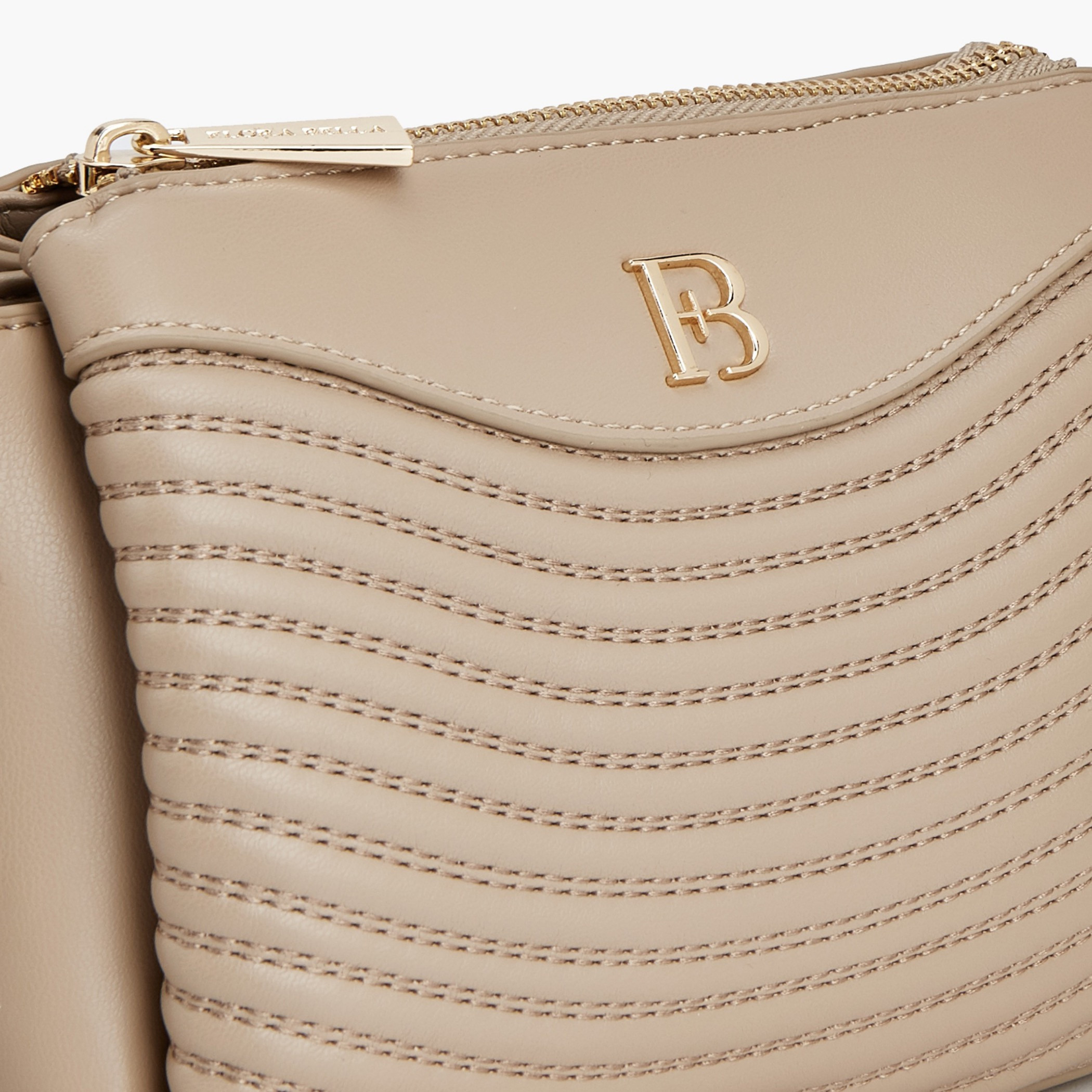 شنطة كروس بودي مبطنة بإغلاق بسحّاب من فلورا بيلا-women-bagsandwallets-handbags-image-5