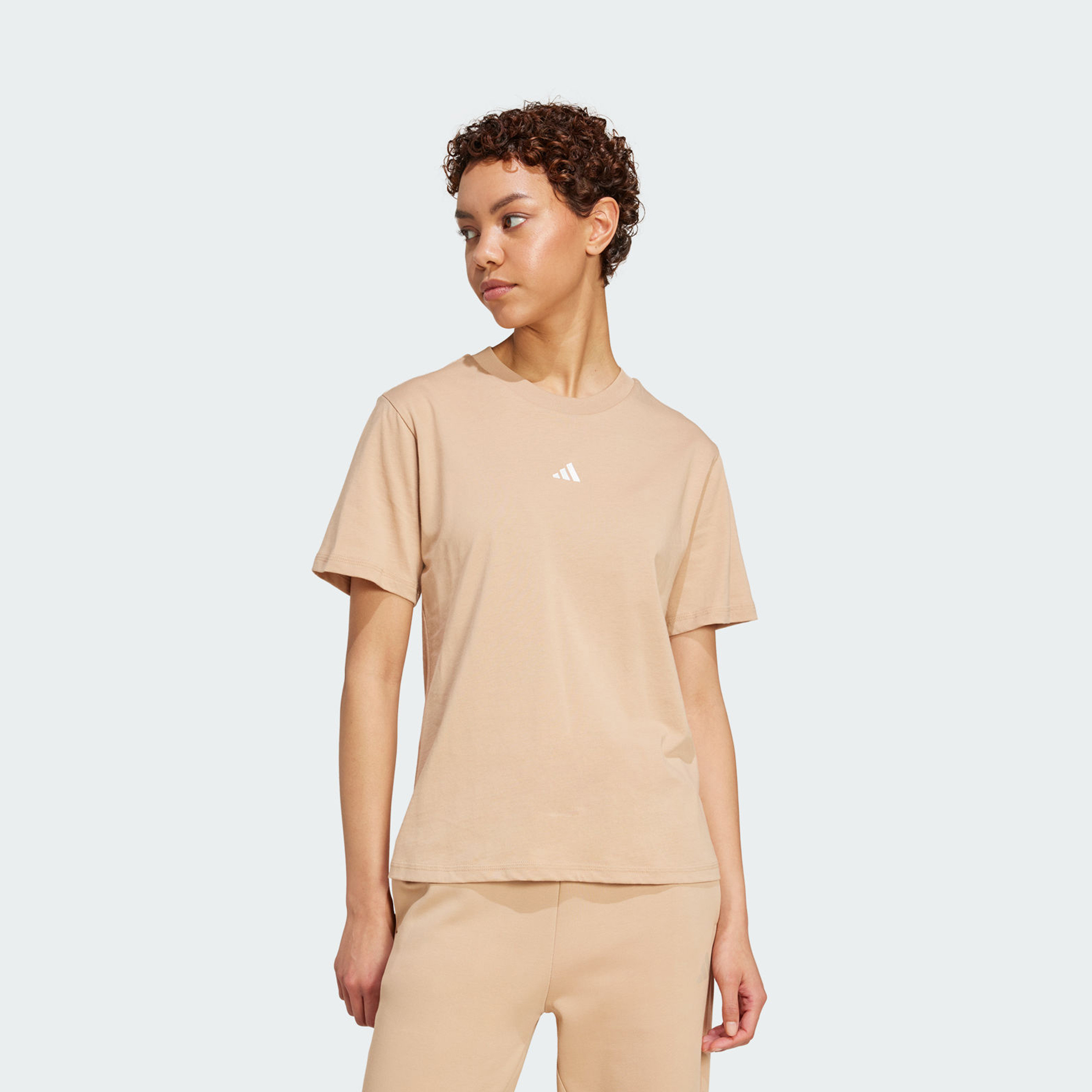 أديداس - تيشيرت إسينشالز نسائي قطني بشعار صغير | OE-women-clothing-tshirts-image-7