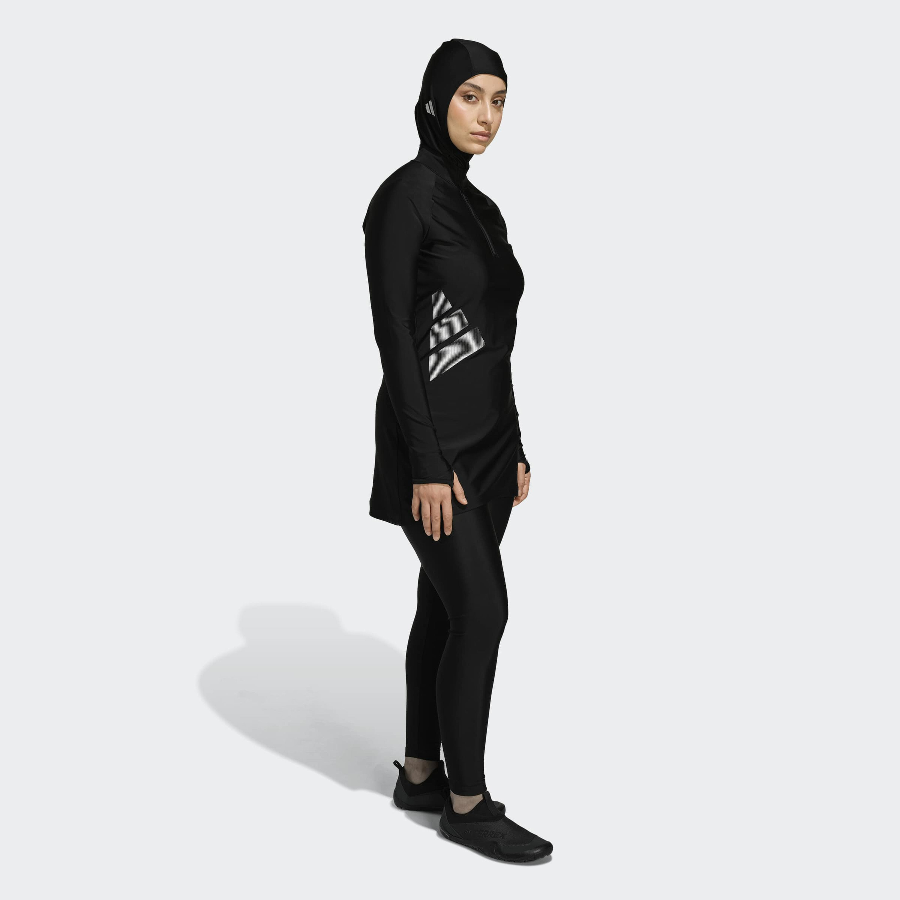 اديداس - بلوزة سباحة نسائية بأكمام طويلة-women-clothing-tshirts-image-5