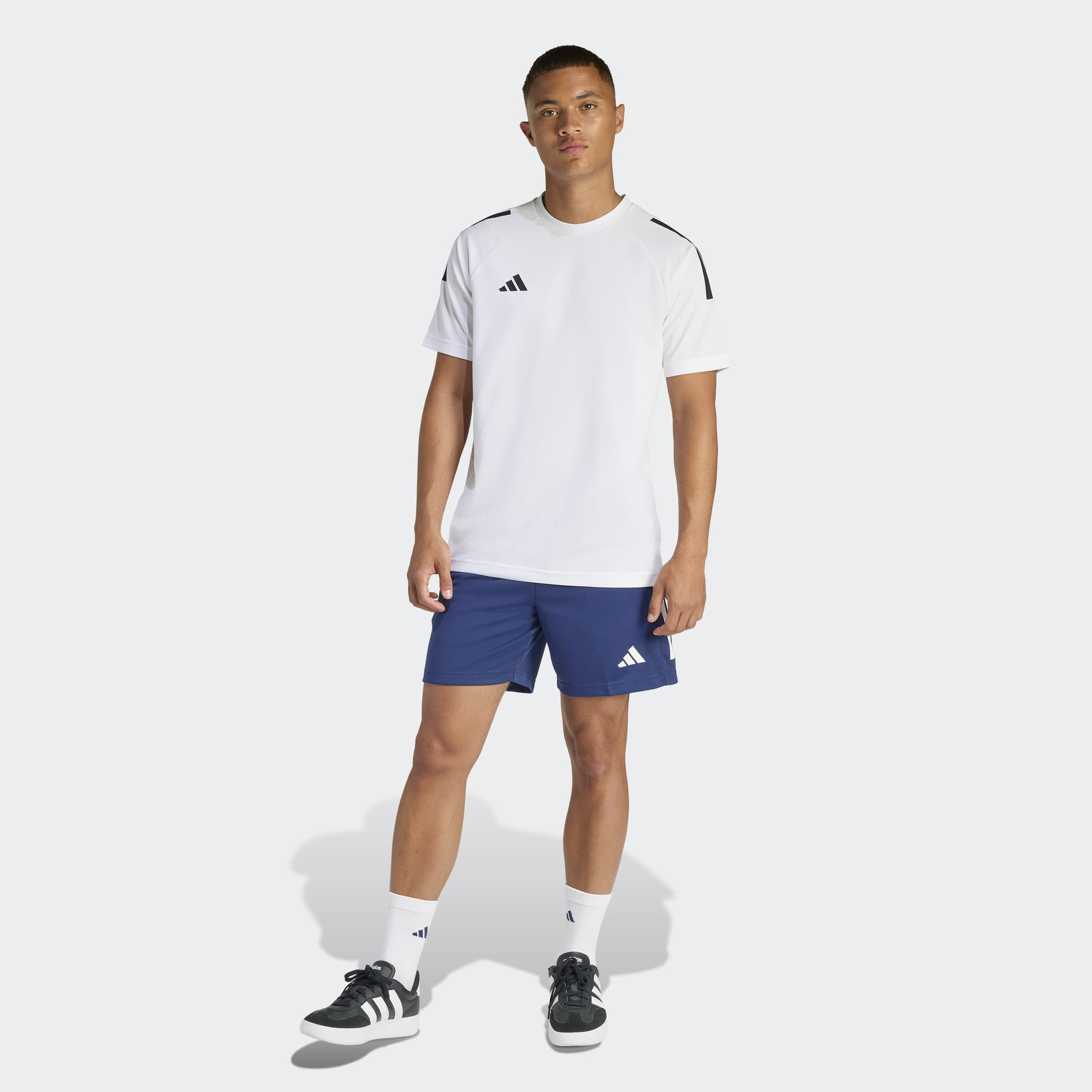 اديداس - شورت رجالي كلايما كول سيرينو بقصة ثلاثية الخطوط-men-clothing-bottoms-shorts-image-8