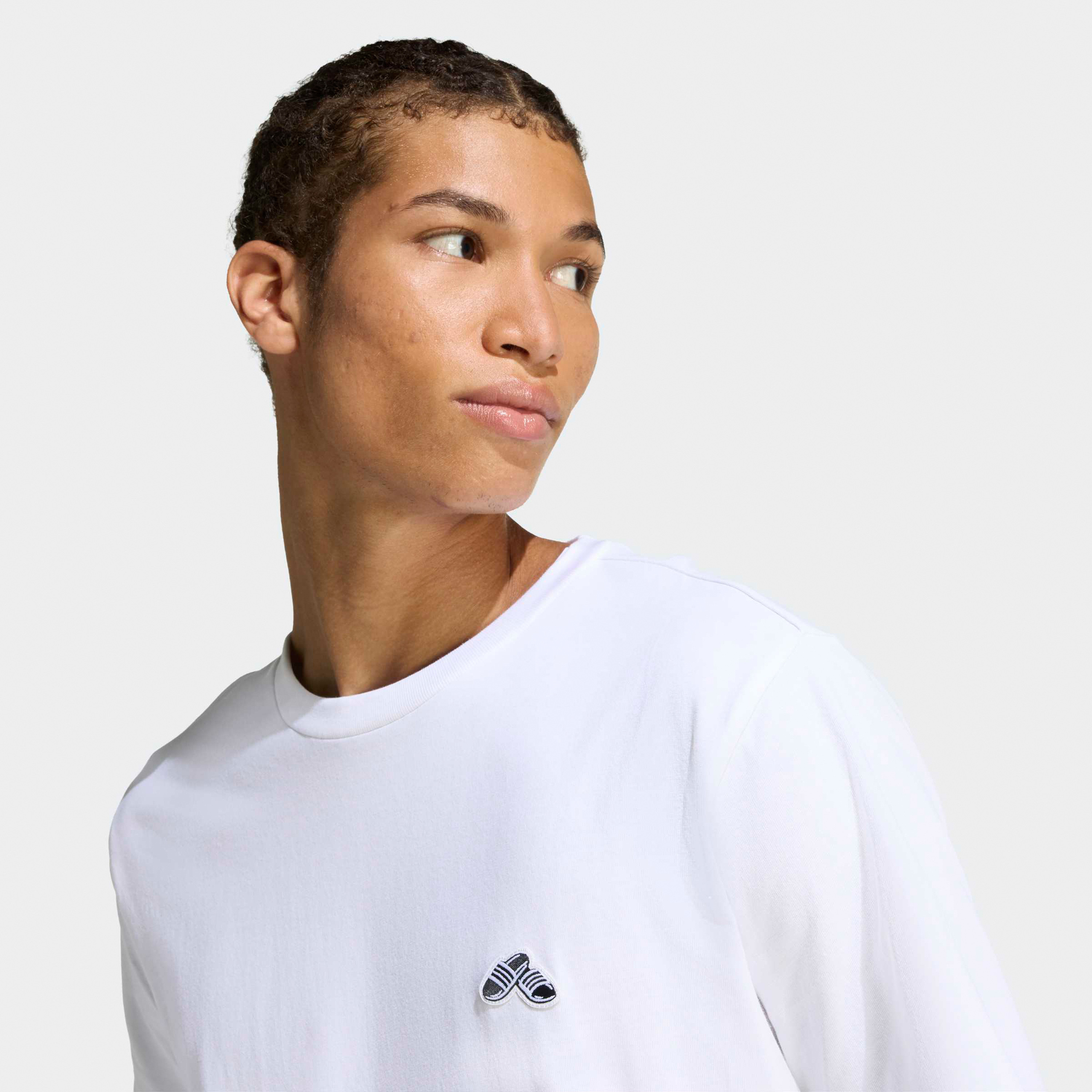 adidas Men Summer Slide Trim Graphic Short-Sleeve Crew Neck T-shirt-men-clothing-sportswearandactivewear-tshirtsandpolos-image-5