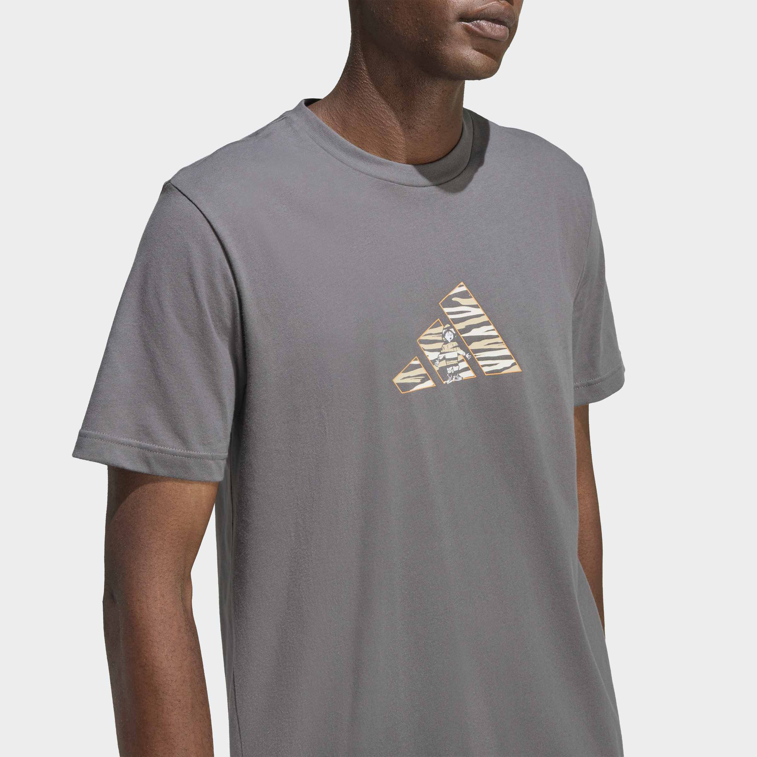 اديداس - تيشيرت رجالي بأكمام قصيرة برسومات مموهة للمستكشفين-men-clothing-sportswearandactivewear-tshirtsandpolos-image-11