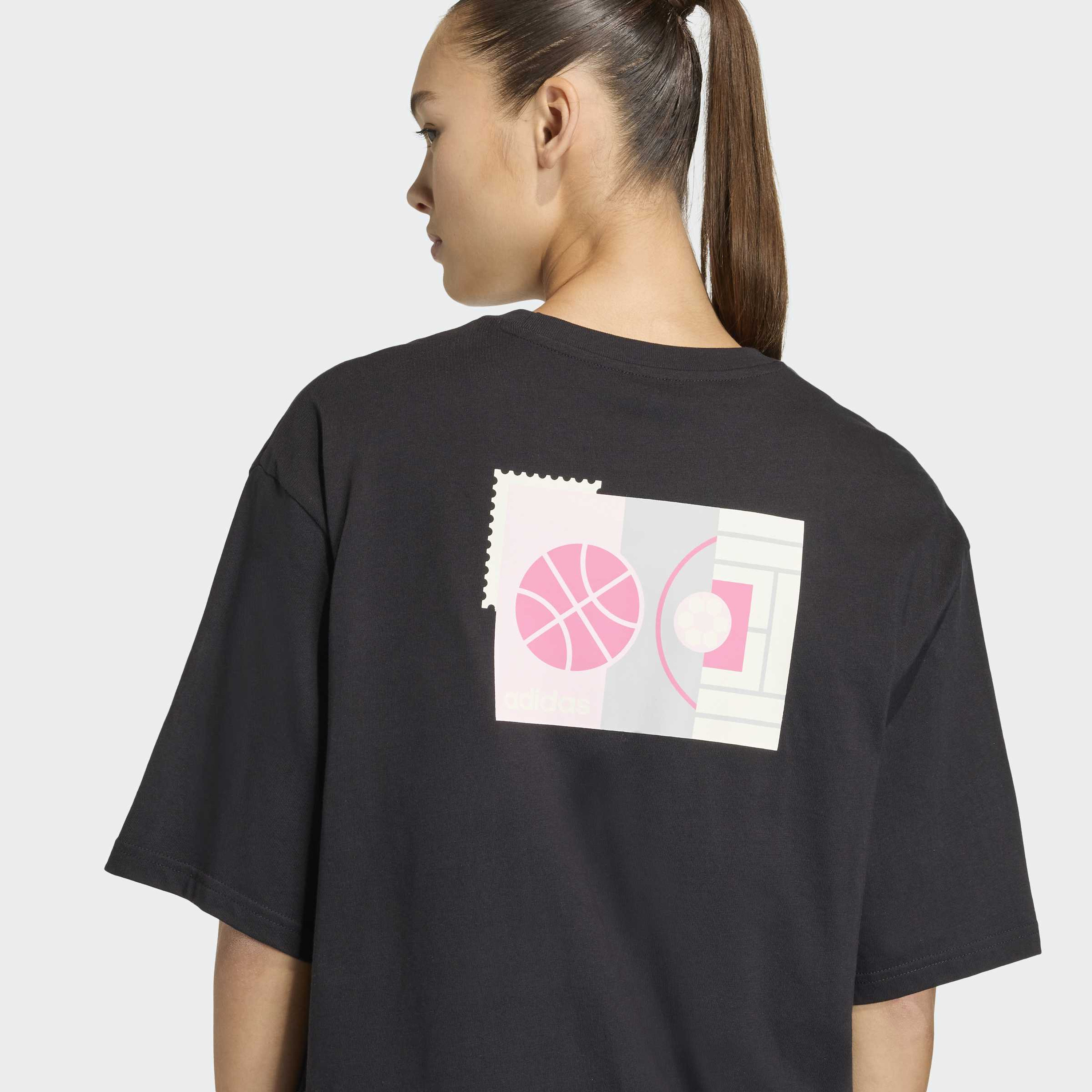 اديداس - تيشيرت نسائي بأكمام قصيرة مطبوع عليه ذكريات رياضية-sports-women-clothing-tshirtsandvests-image-5