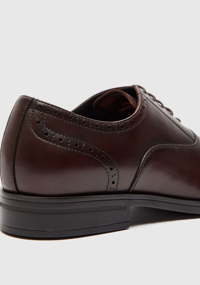 Le Confort Solid Lace-Up Oxford Shoes-Men%27s Formal Shoes-image-2