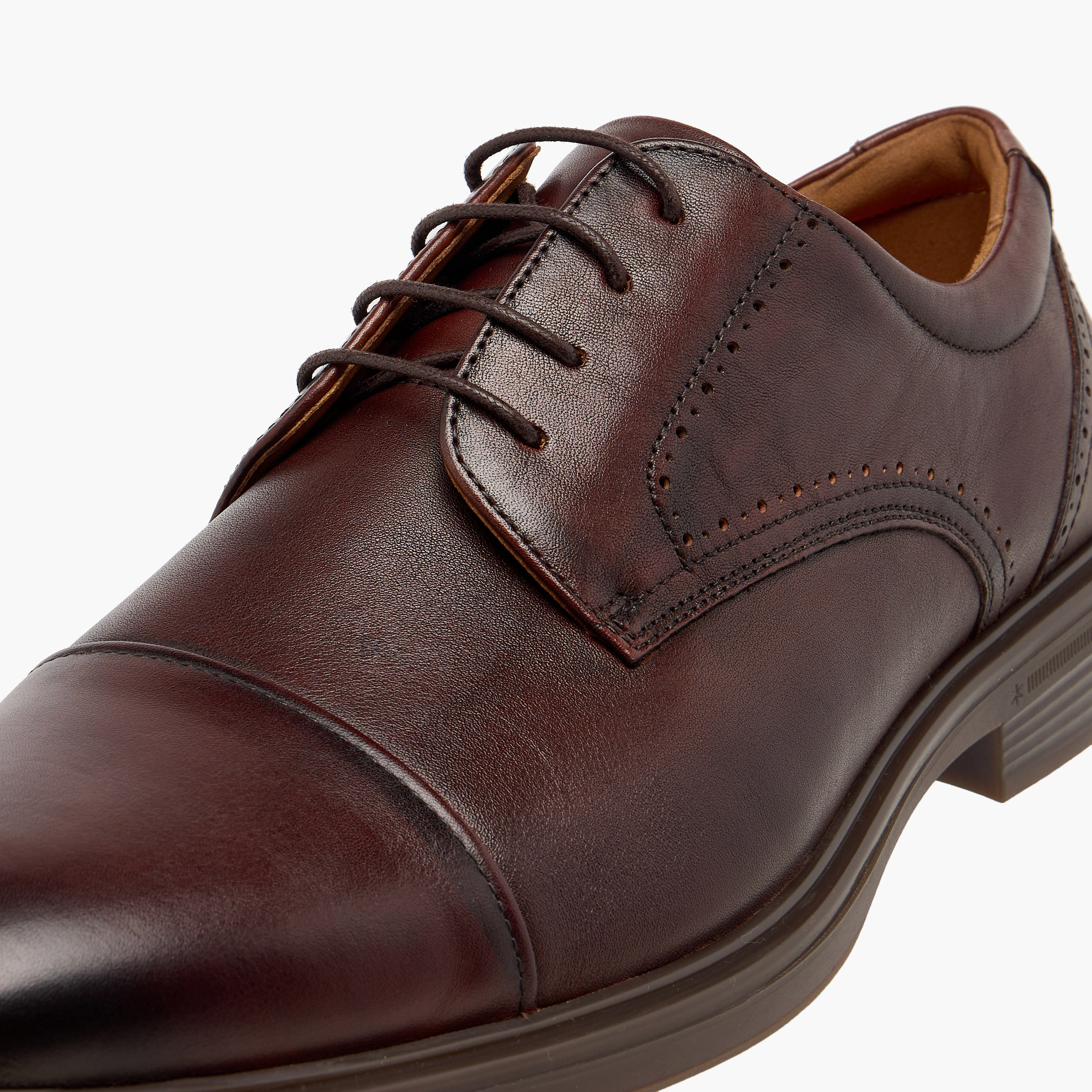 حذاء ديربي جلد طبيعي برباط للرجال من لو كونفور-men-shoes-formalshoes-image-4