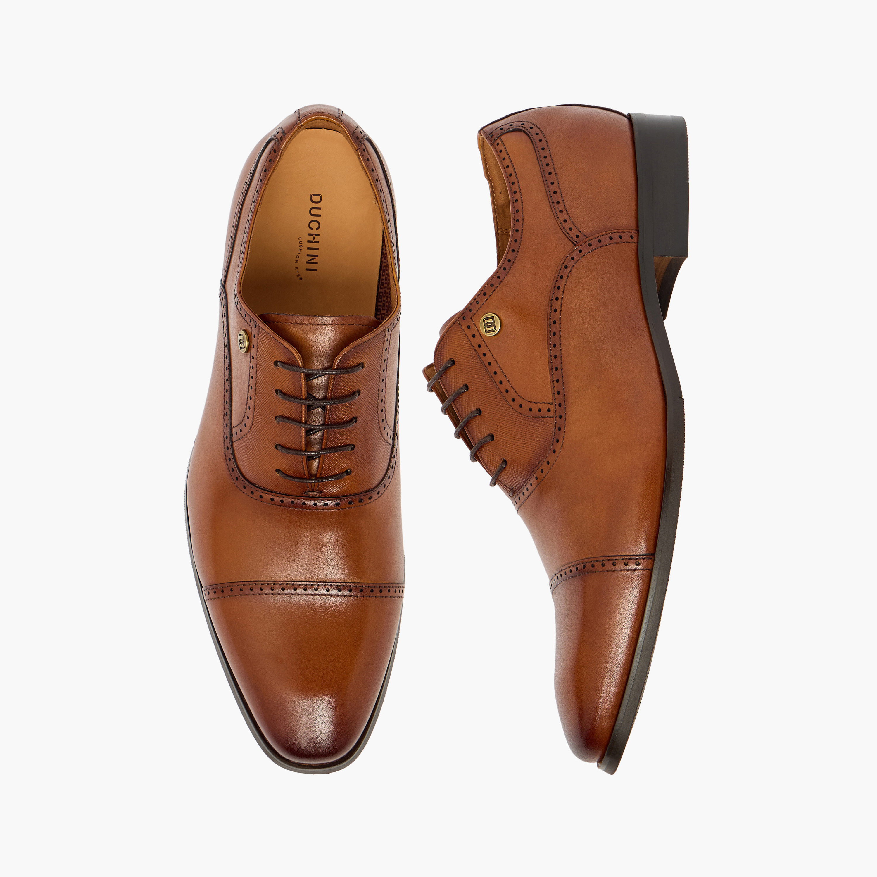 حذاء ديربي برباط إغلاق للرجال من دوتشيني-men-shoes-formalshoes-image-1