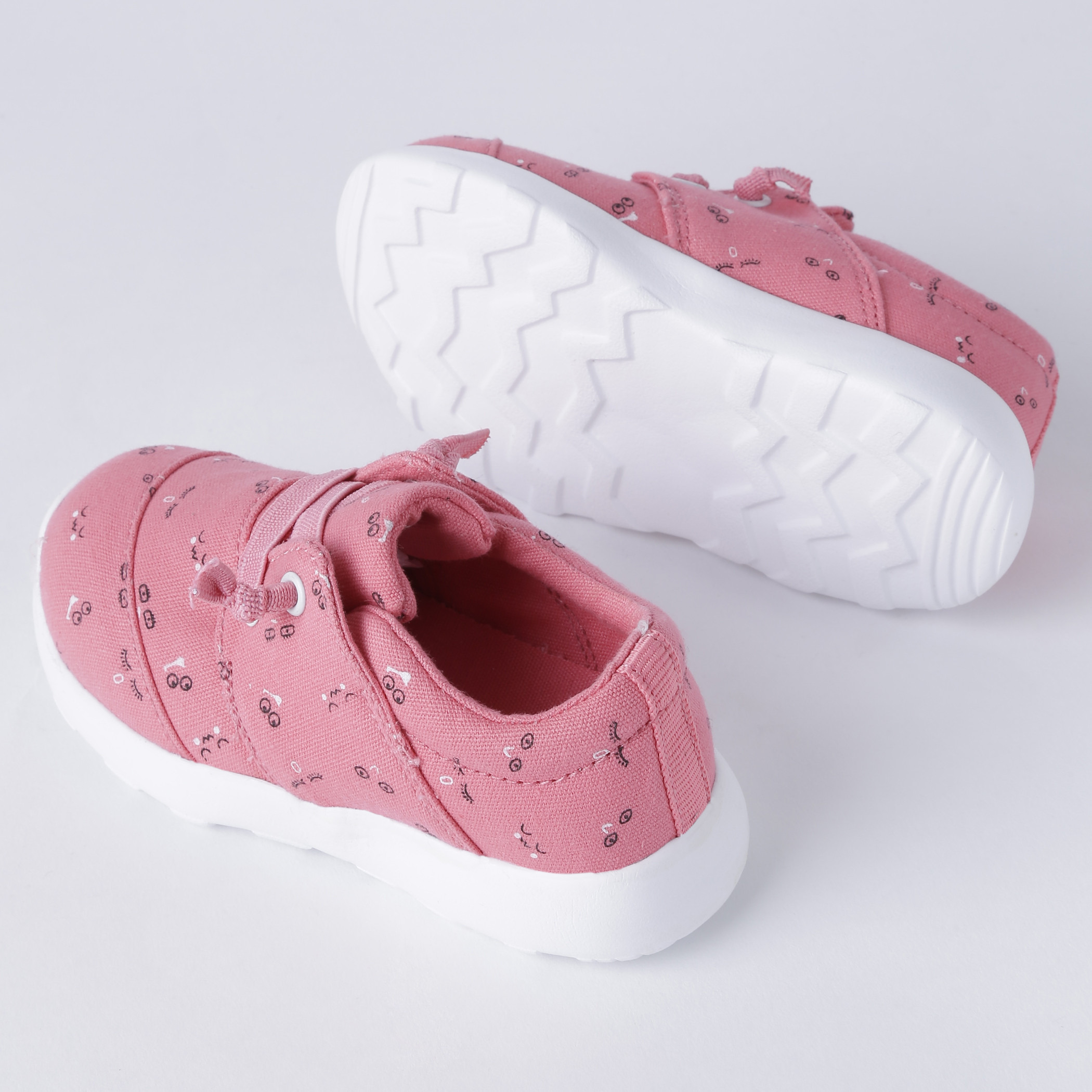 Casual shoes hot sale for teens