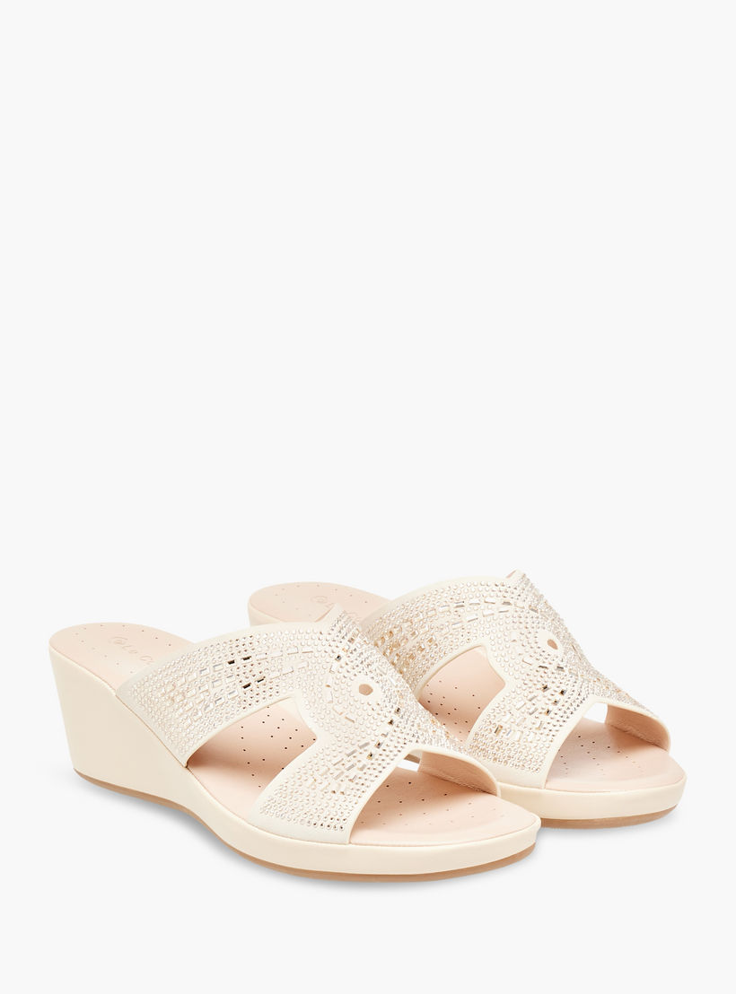 حذاء مريح مزين سهل الارتداء بكعب ويدج من لو كونفورت-women-shoes-sandals-heeled-image-1