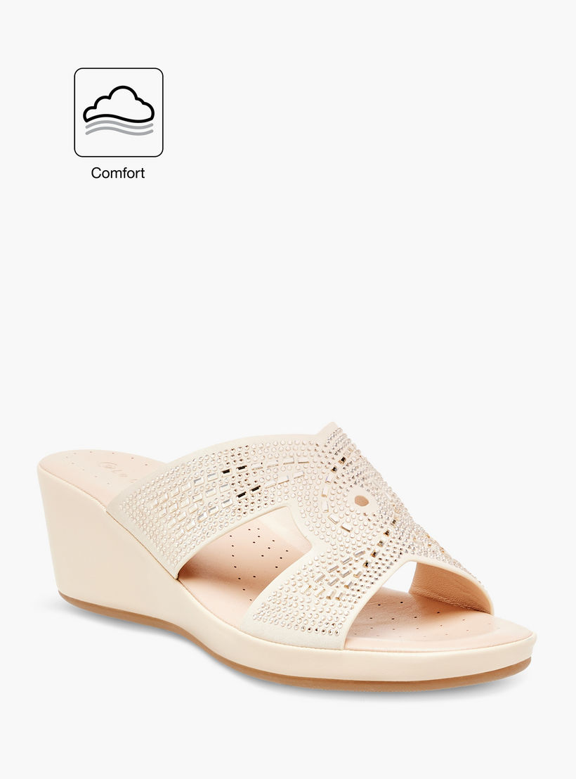 حذاء مريح مزين سهل الارتداء بكعب ويدج من لو كونفورت-women-shoes-sandals-heeled-image-2