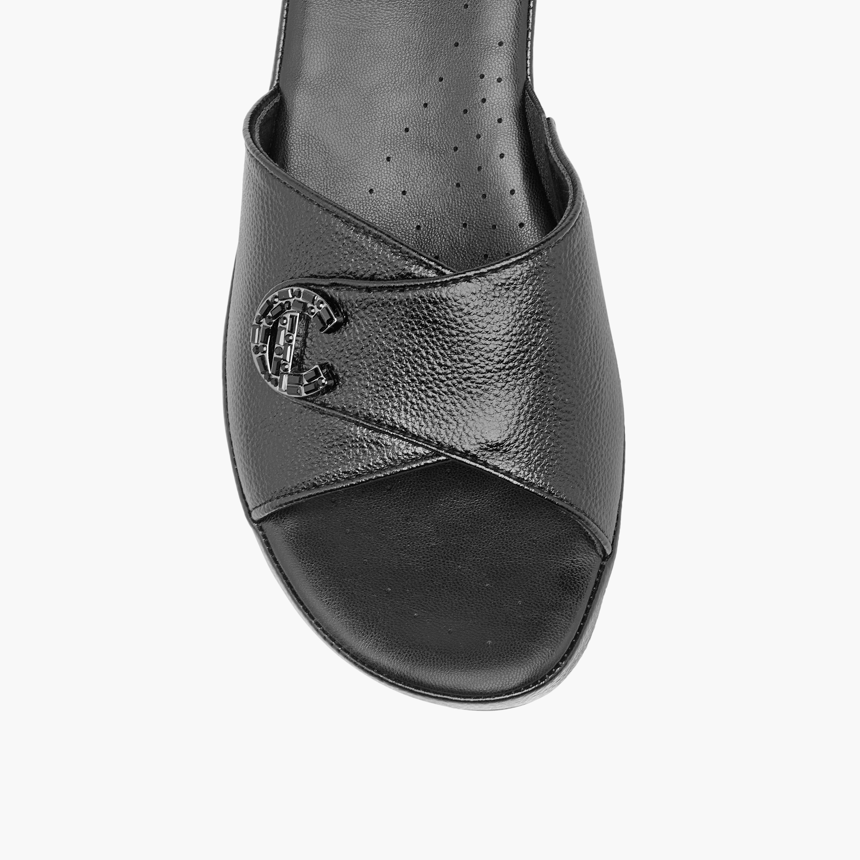 صندل ويدج مريح بارز الملمس سهل الارتداء للنساء من لو كونفورت-women-shoes-sandals-heeled-image-4