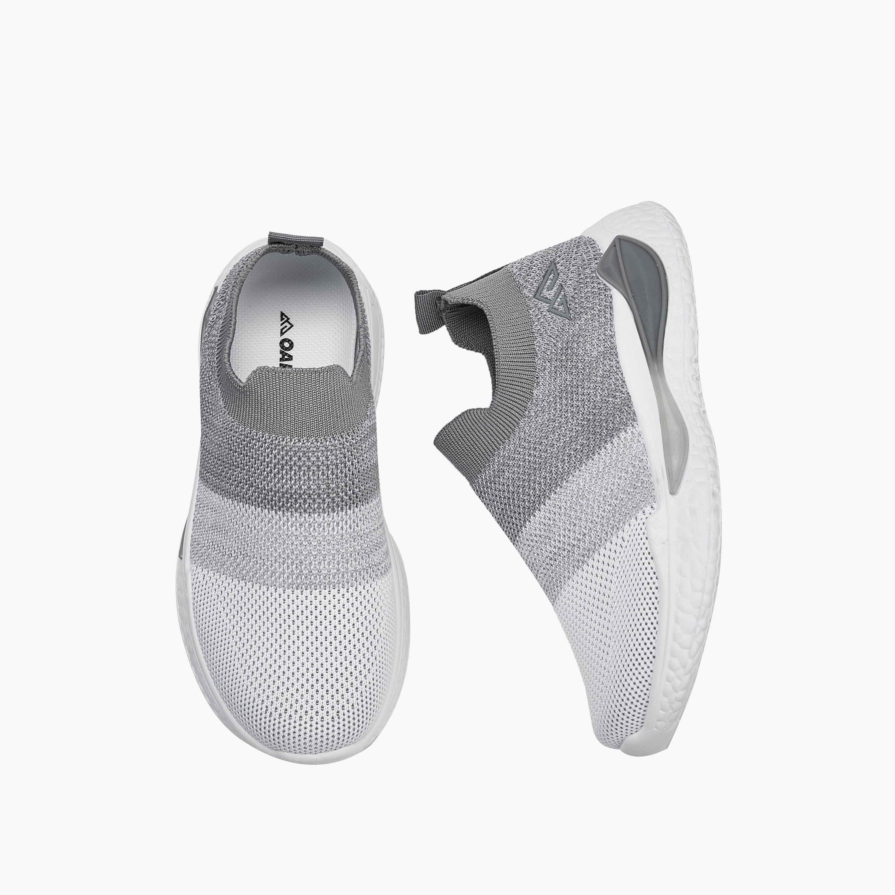 حذاء رياضي سهل الارتداء بارز الملمس بلسان سحب من أوكلان من شو إكسبريس-girls-shoes-sneakers-image-1
