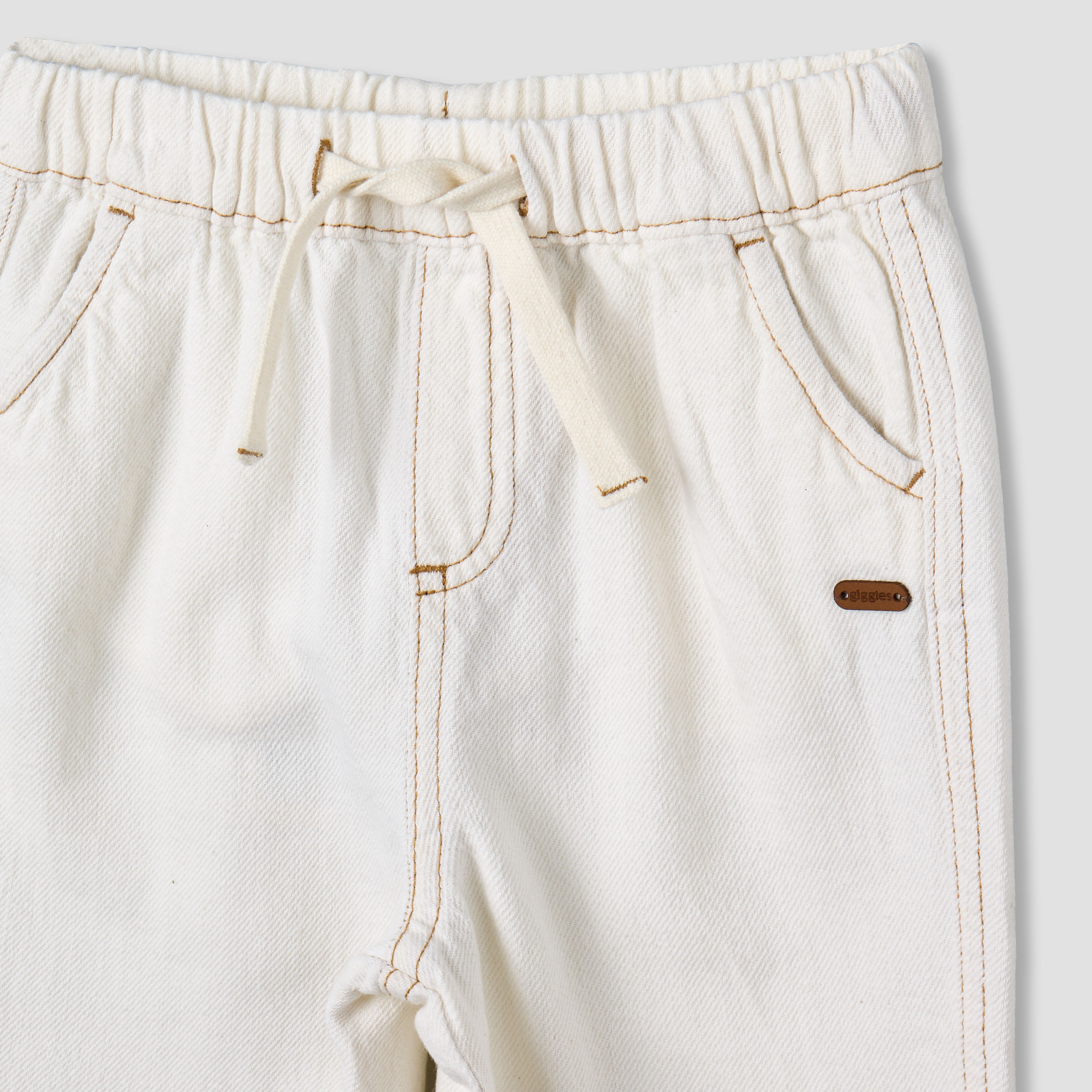 بنطلون بقصة عادية وحزام خصر مطاطي من جيجلز-baby-boys-clothing-bottoms-trousers-image-2