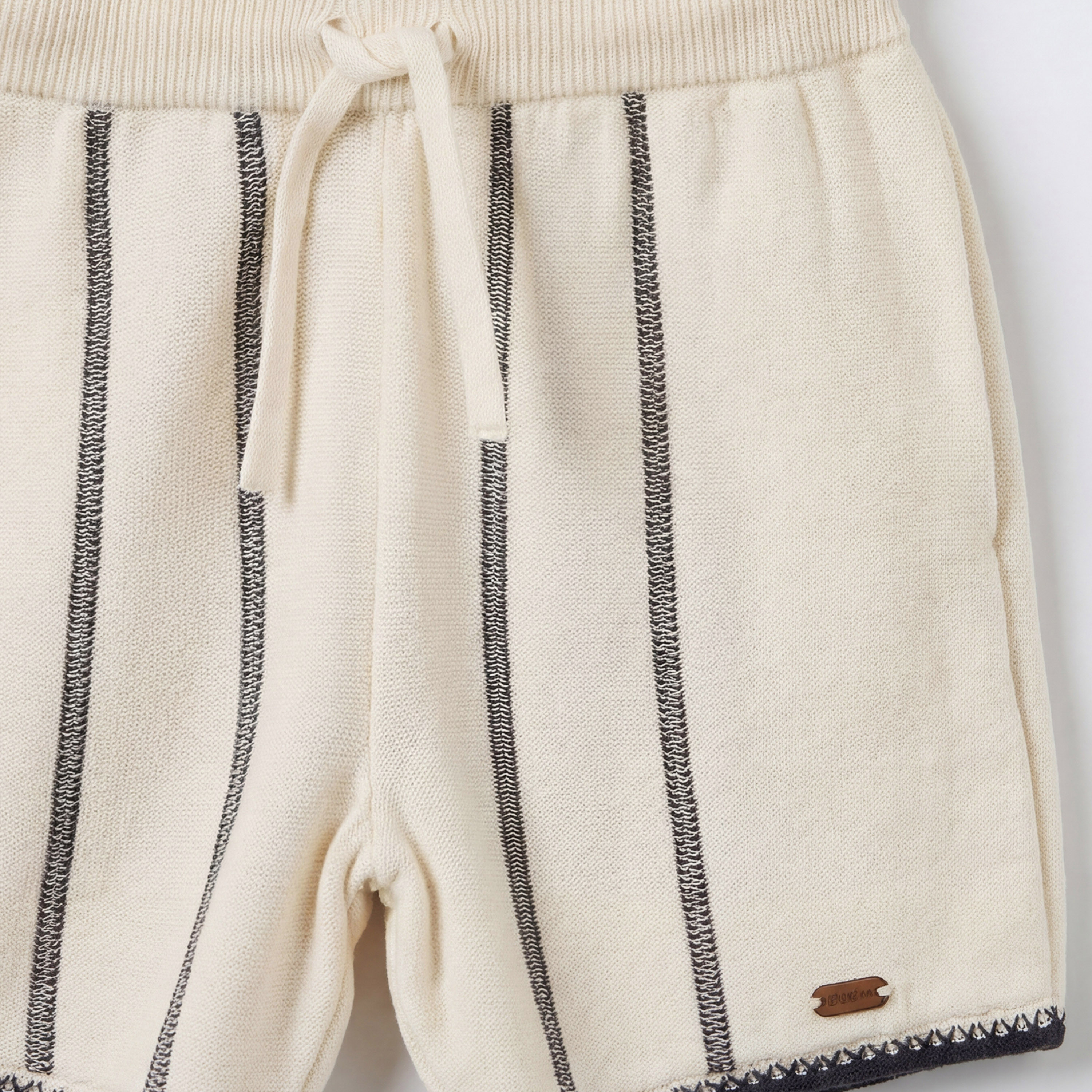 طقم قميص بياقة كامب وأكمام قصيرة مع شورت مخطط من جيجلز-baby-boys-clothing-setsandcoords-image-6