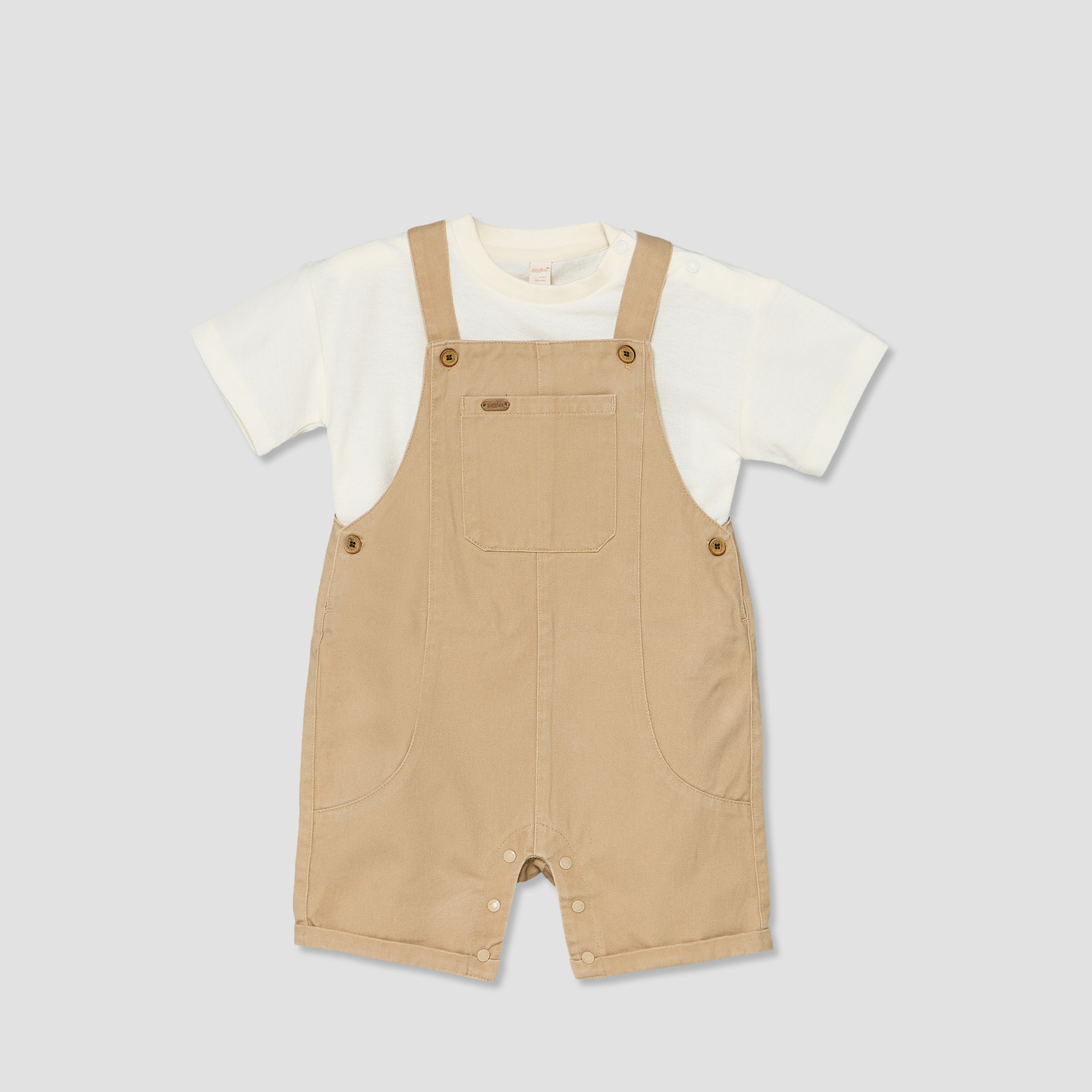 طقم دنغري وتيشيرت بياقة ضيقة وأكمام قصيرة وجيوب من جيجلز-baby-boys-clothing-setsandcoords-image-2
