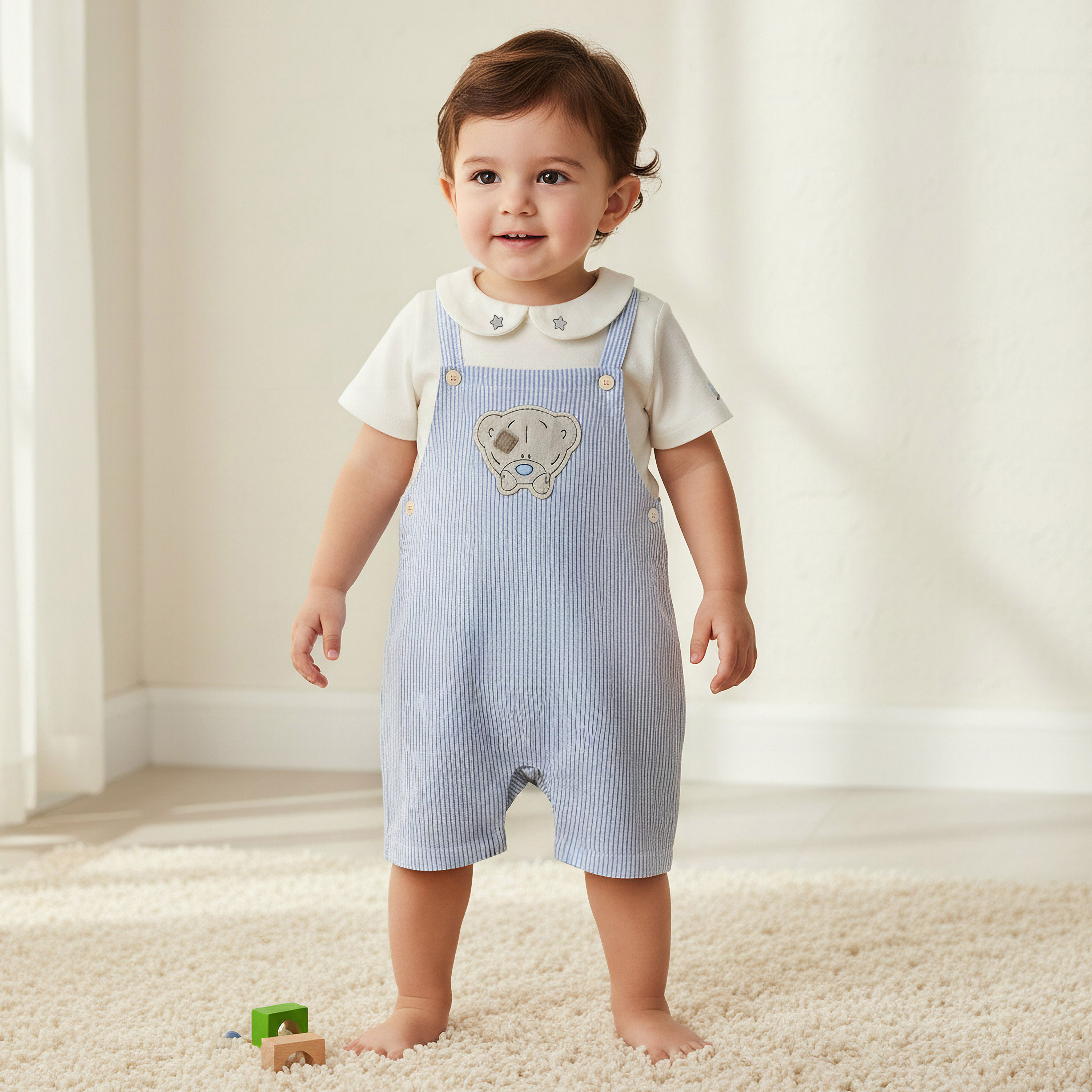 طقم دنغري بتطريز دب وتيشيرت بأكمام قصيرة وياقة بيتر بان من كارت بلانش-baby-boys-clothing-setsandcoords-image-1