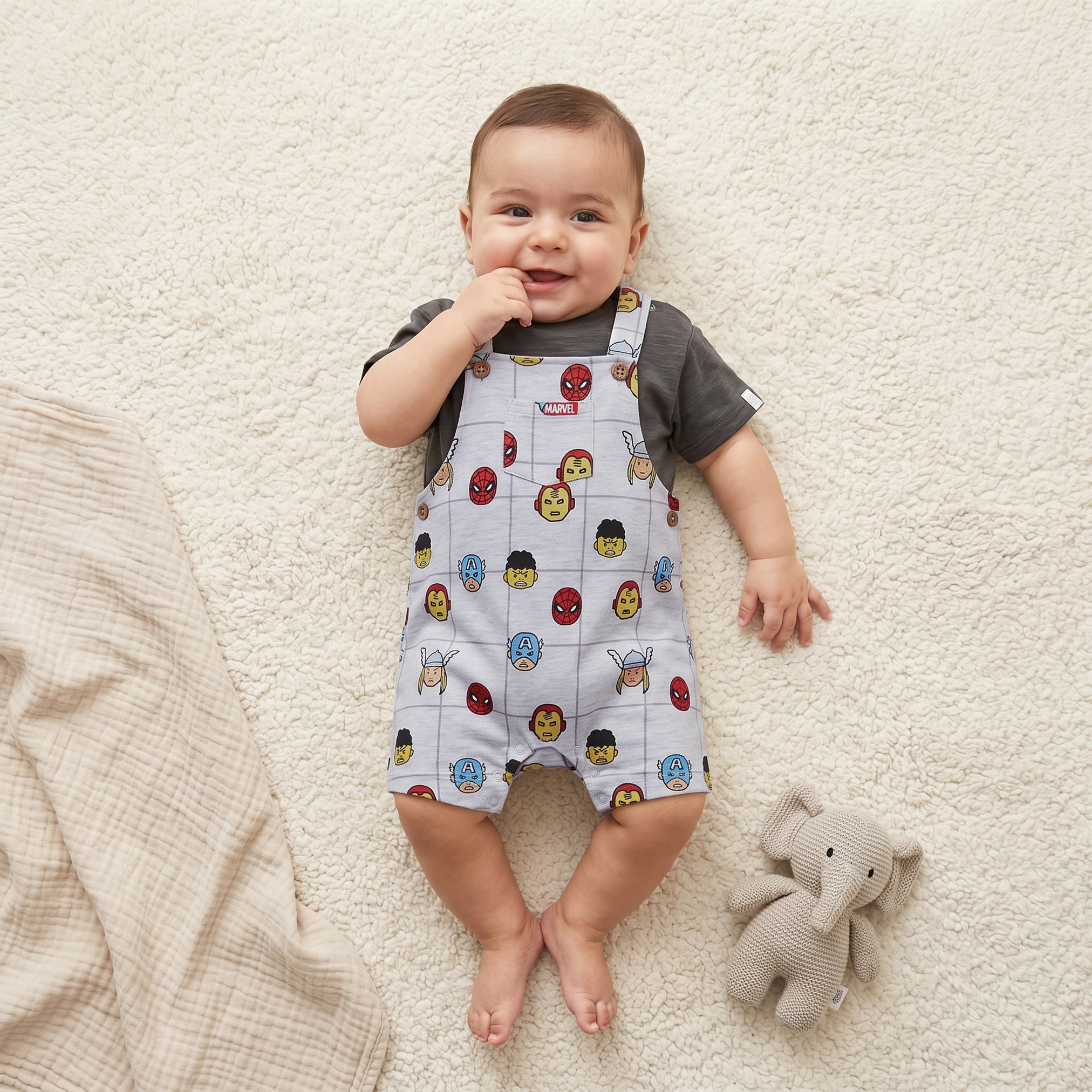 Crew Neck Short Sleeves T-shirt and Dungaree Set with Avengers Print-baby-boys-clothing-setsandcoords-image-1