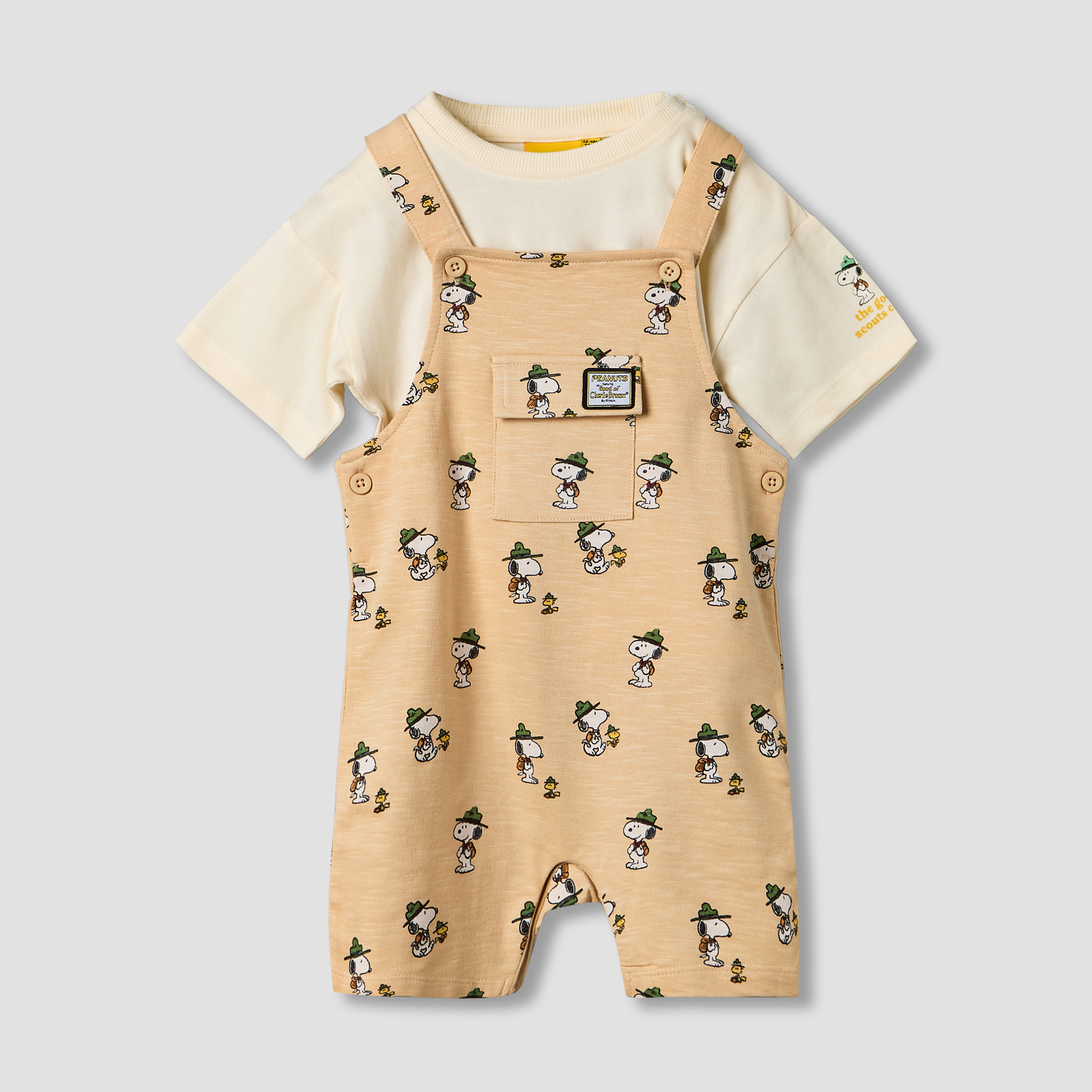 طقم دونغري وتيشيرت بياقة ضيقة وأكمام قصيرة وطبعات-baby-boys-clothing-setsandcoords-image-2