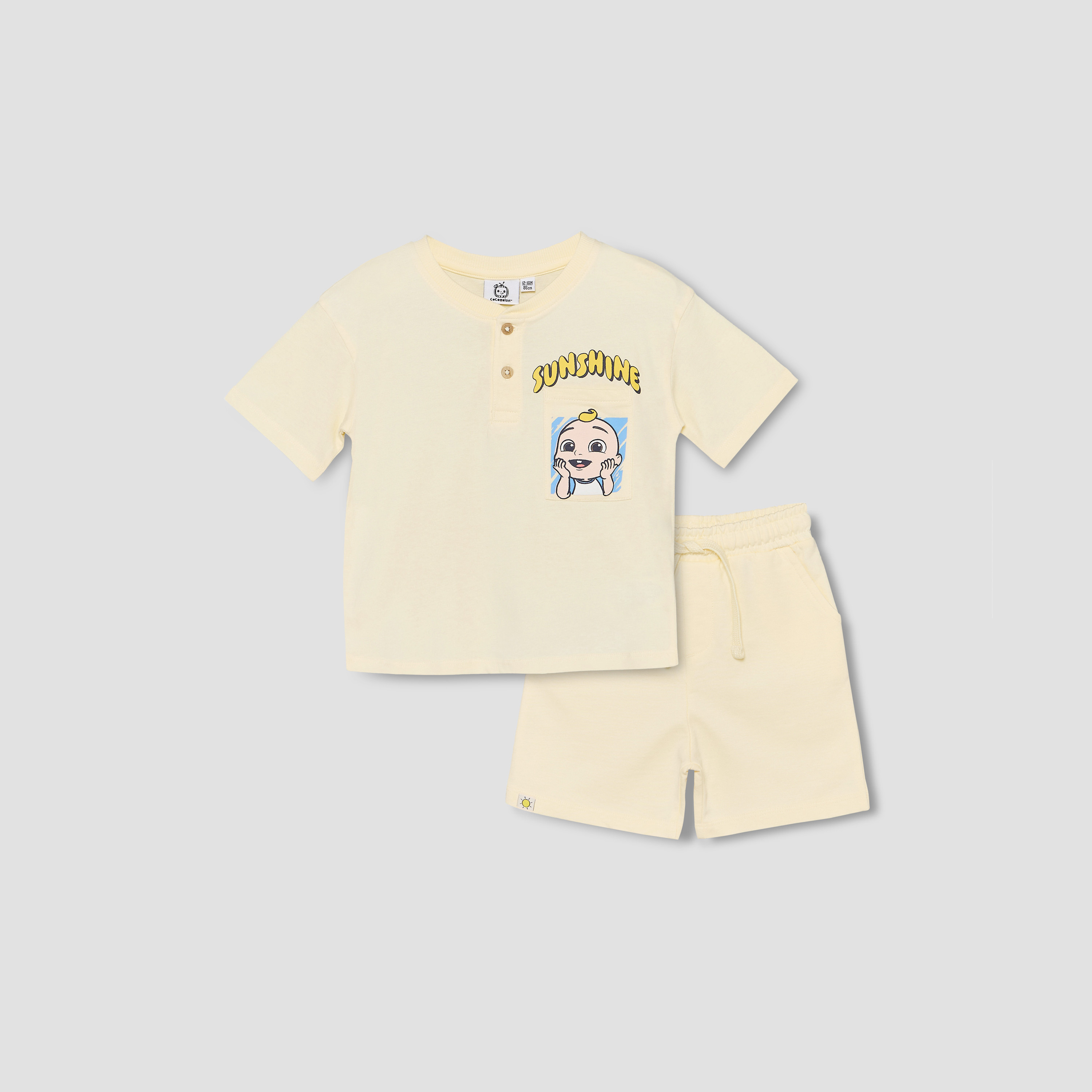 طقم شورت وتيشيرت برقبة ضيقة وأكمام قصيرة وطبعات من مون باج-baby-boys-clothing-setsandcoords-image-2