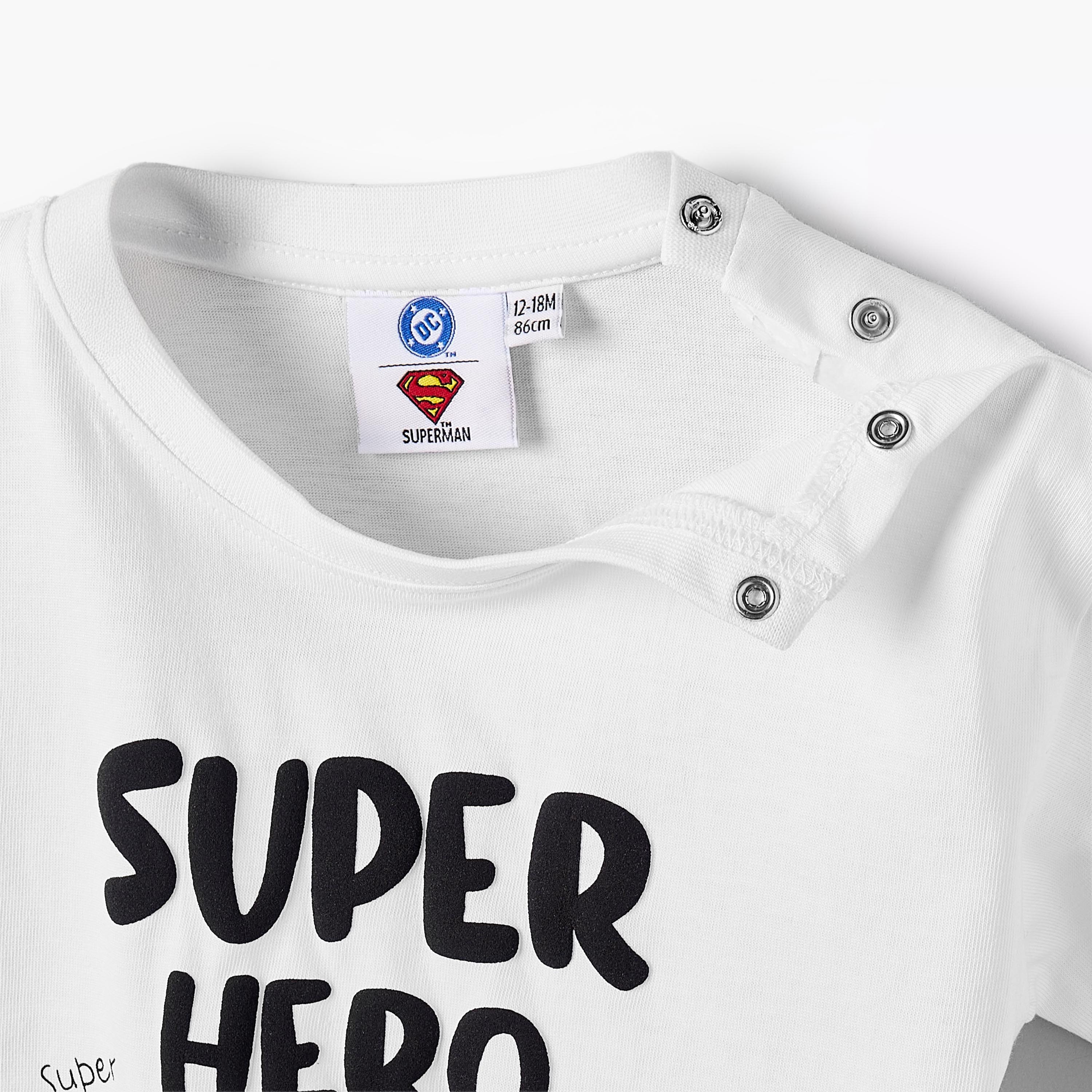 Round Neck Short Sleeves T-shirt and Shorts Set with Superman Print-baby-boys-clothing-setsandcoords-image-5