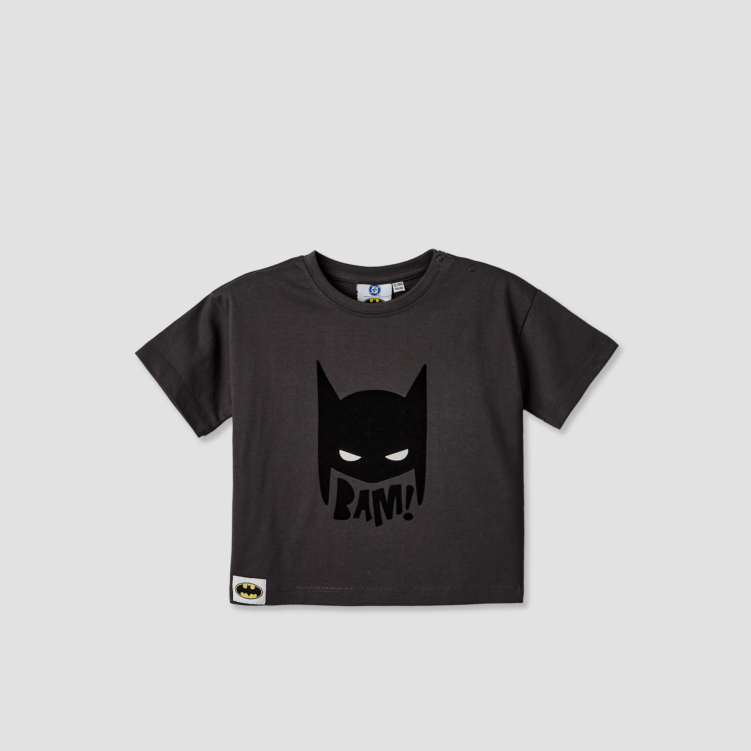 Crew Neck Short Sleeves T-shirt and Shorts Set with Batman Print-baby-boys-clothing-setsandcoords-image-3