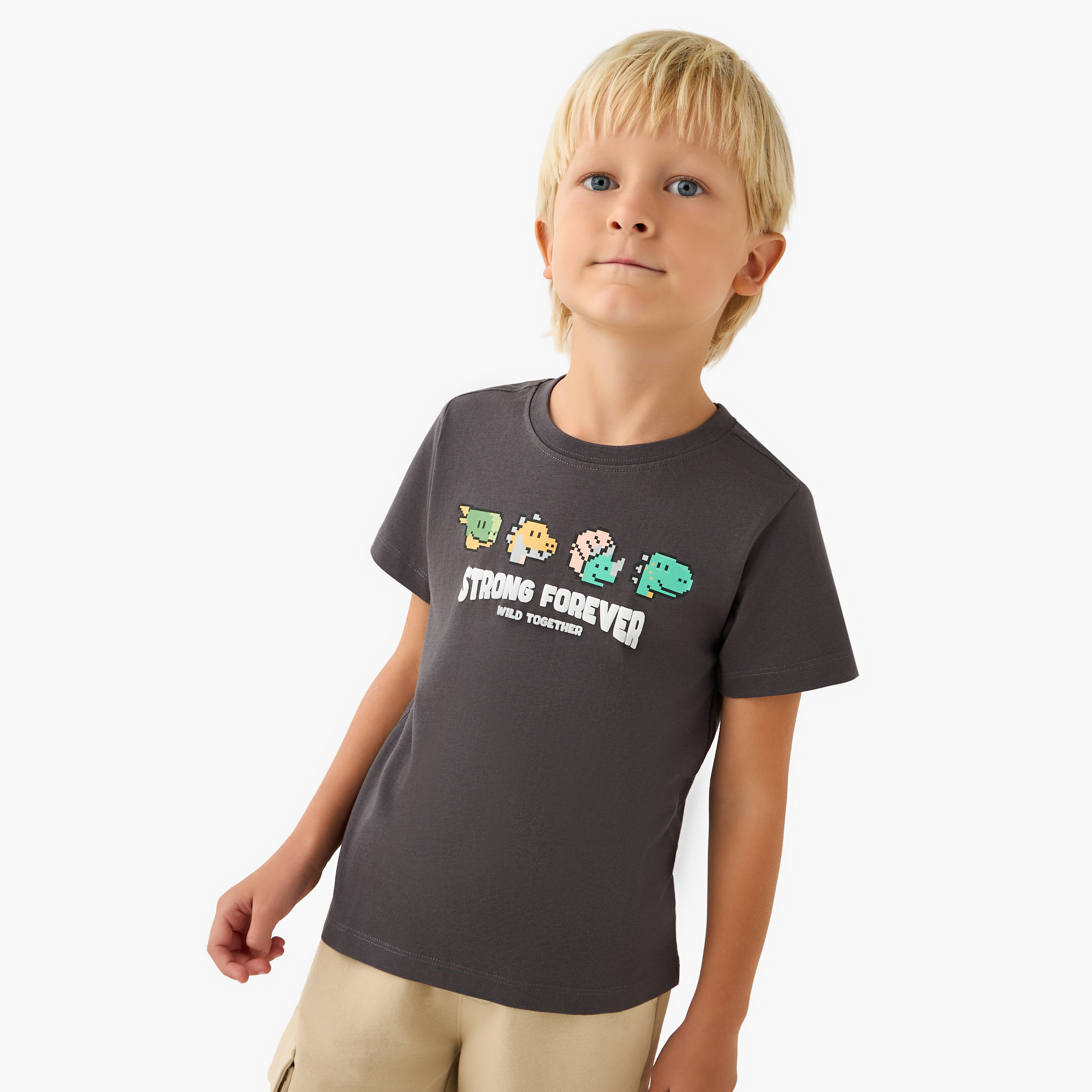 تيشيرت بطبعات ديناصور وياقة ضيقة وأكمام قصيرة من جونيورز-boys-clothing-tshirtsandpolos-image-5