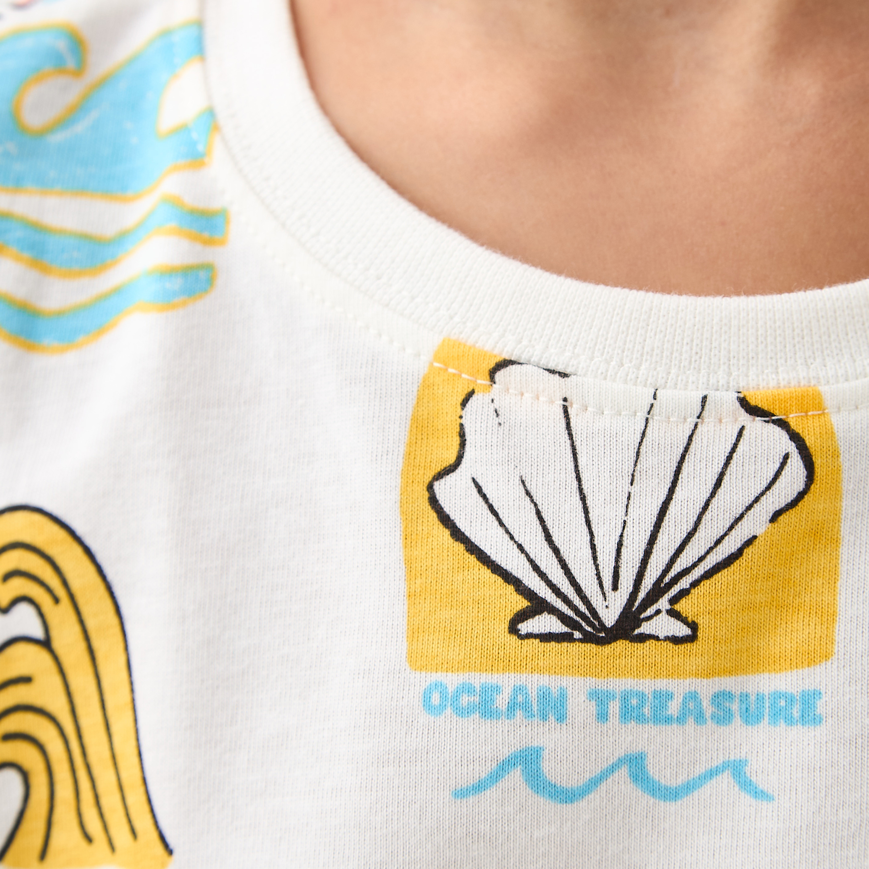 Juniors Round Neck Short Sleeves T-shirt with Graphic Print-boys-clothing-tshirtsandpolos-image-5