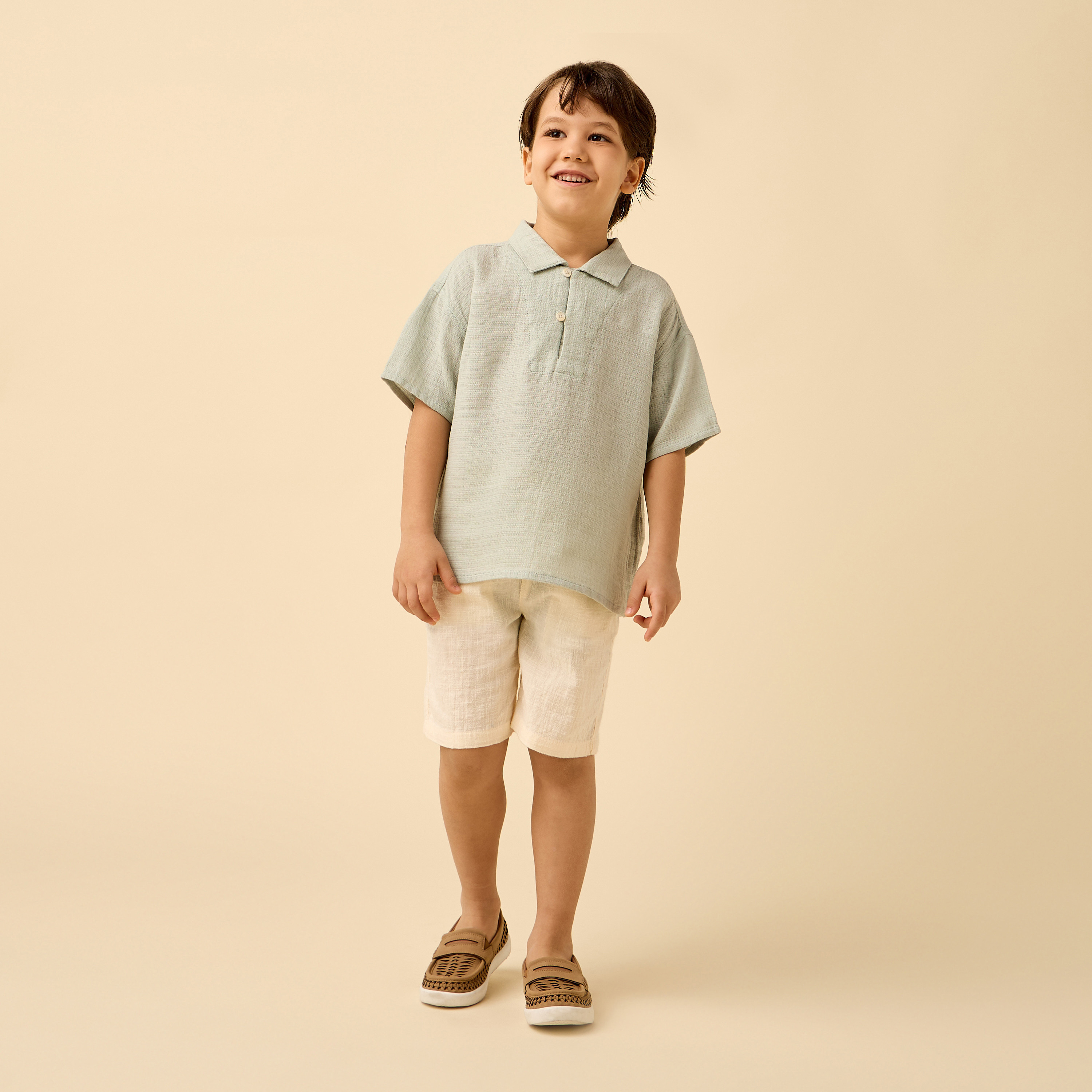 Juniors Short Sleeves Collared T-shirt with Textured Design-boys-clothing-tshirtsandpolos-image-4