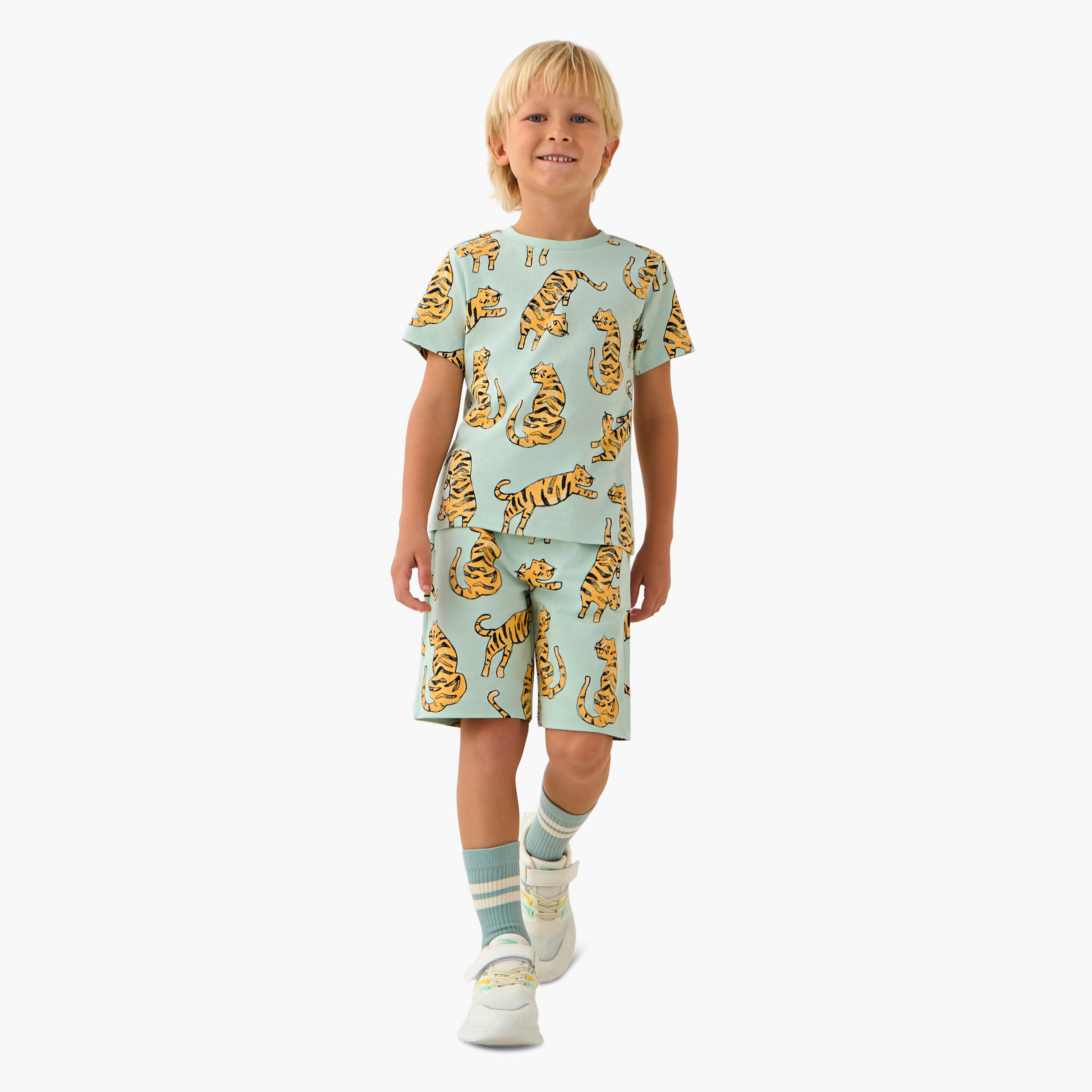 شورت بخصر برباط وطبعات نمر من جونيورز-boys-clothing-bottoms-shorts-image-4
