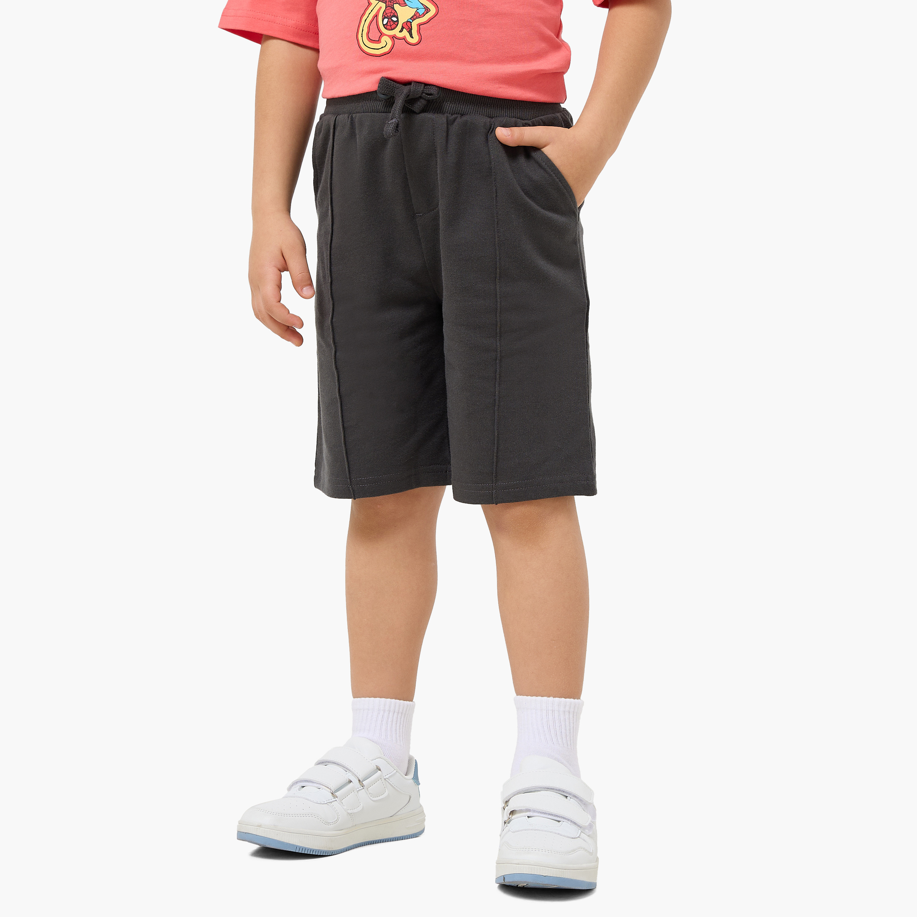 شورت برباط للخصر وجيوب من جونيورز-boys-clothing-bottoms-shorts-image-4