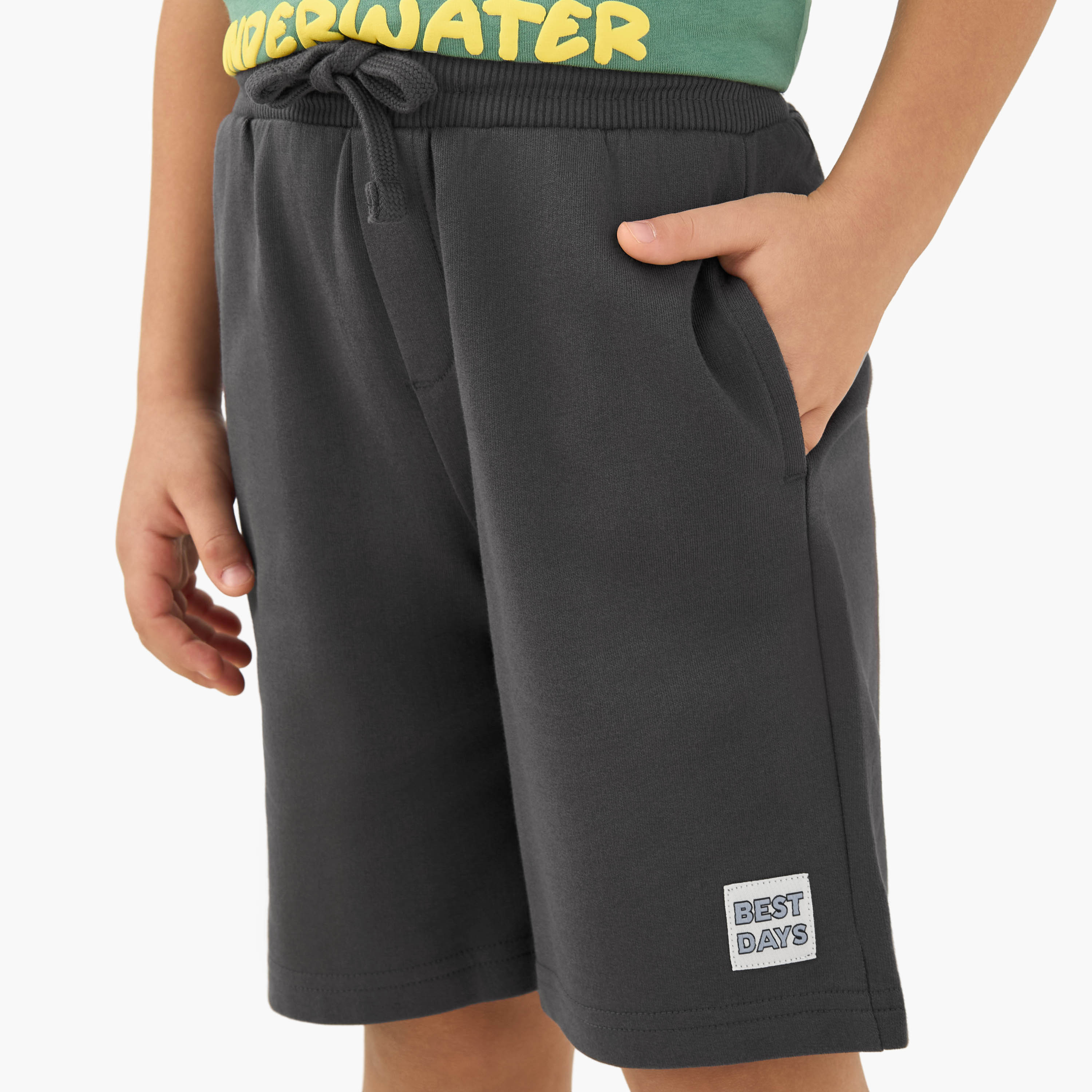 شورت بخصر مطاطي وجيوب من جونيورز-boys-clothing-bottoms-shorts-image-2