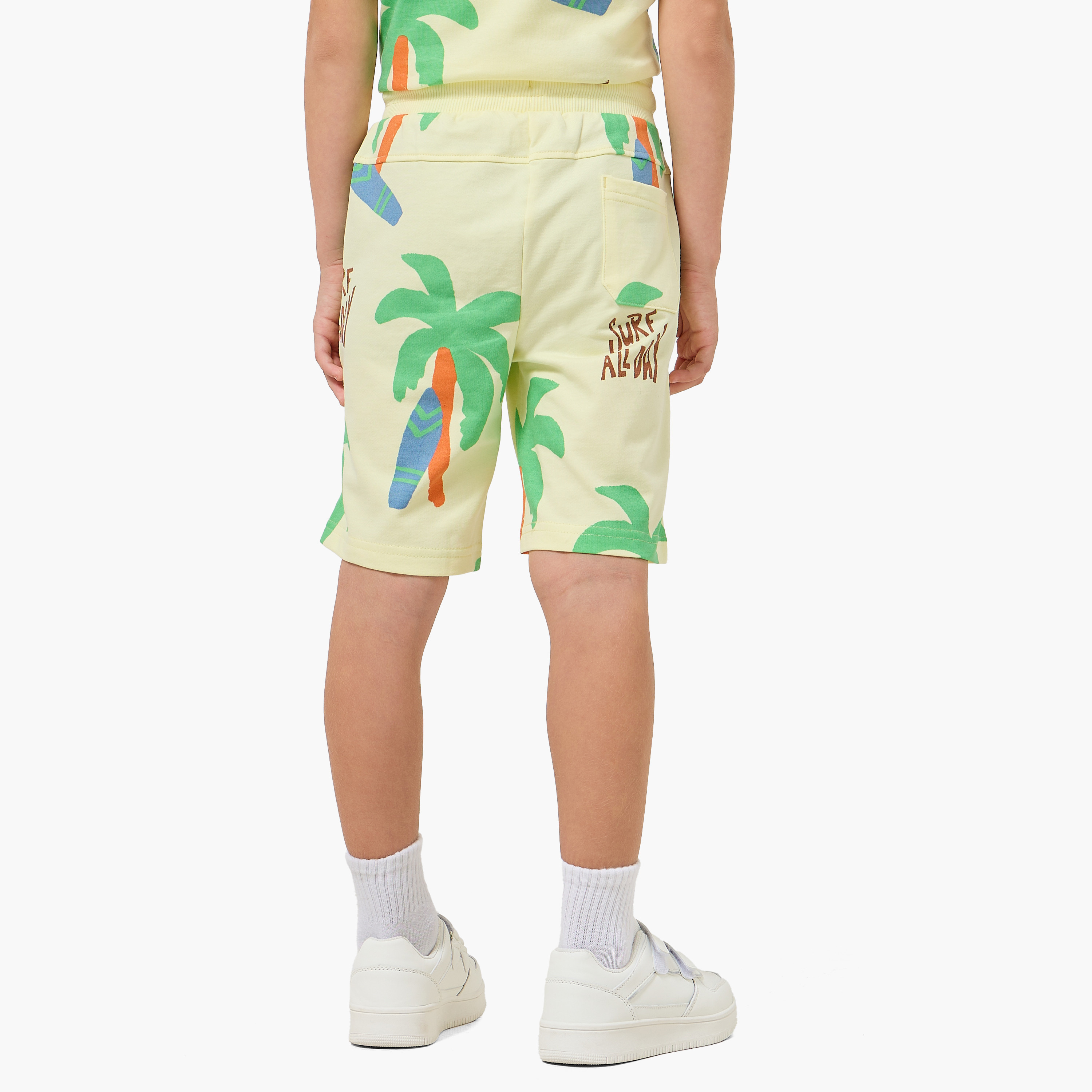 Juniors Knee Length Elasticated Drawstring Shorts with Print-boys-clothing-bottoms-shorts-image-3