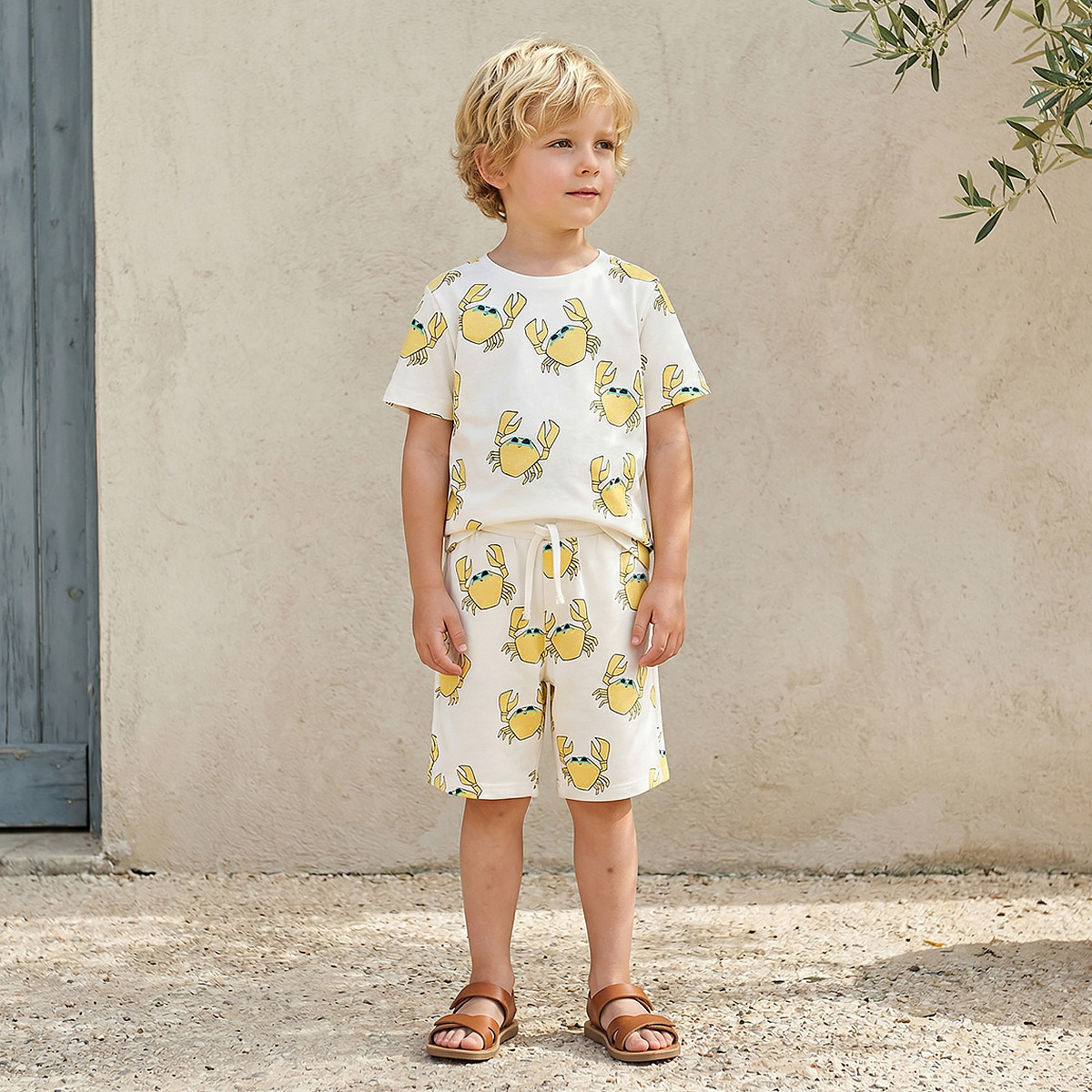 Juniors Knee Length Elasticated Drawstring Waist Shorts with Crab Print-boys-clothing-bottoms-shorts-image-2