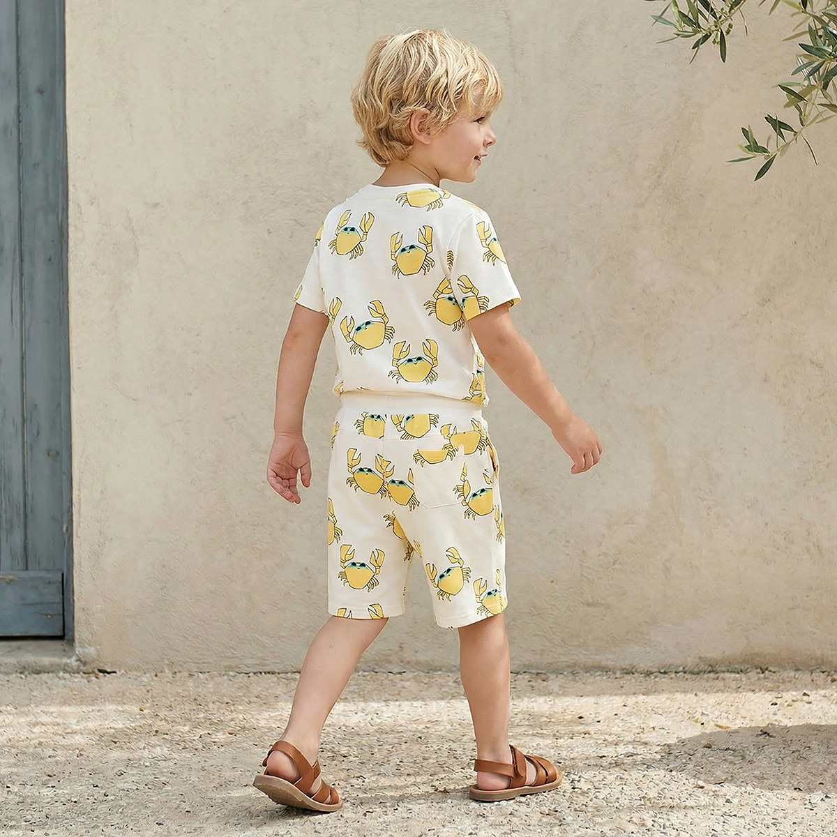 Juniors Knee Length Elasticated Drawstring Waist Shorts with Crab Print-boys-clothing-bottoms-shorts-image-3