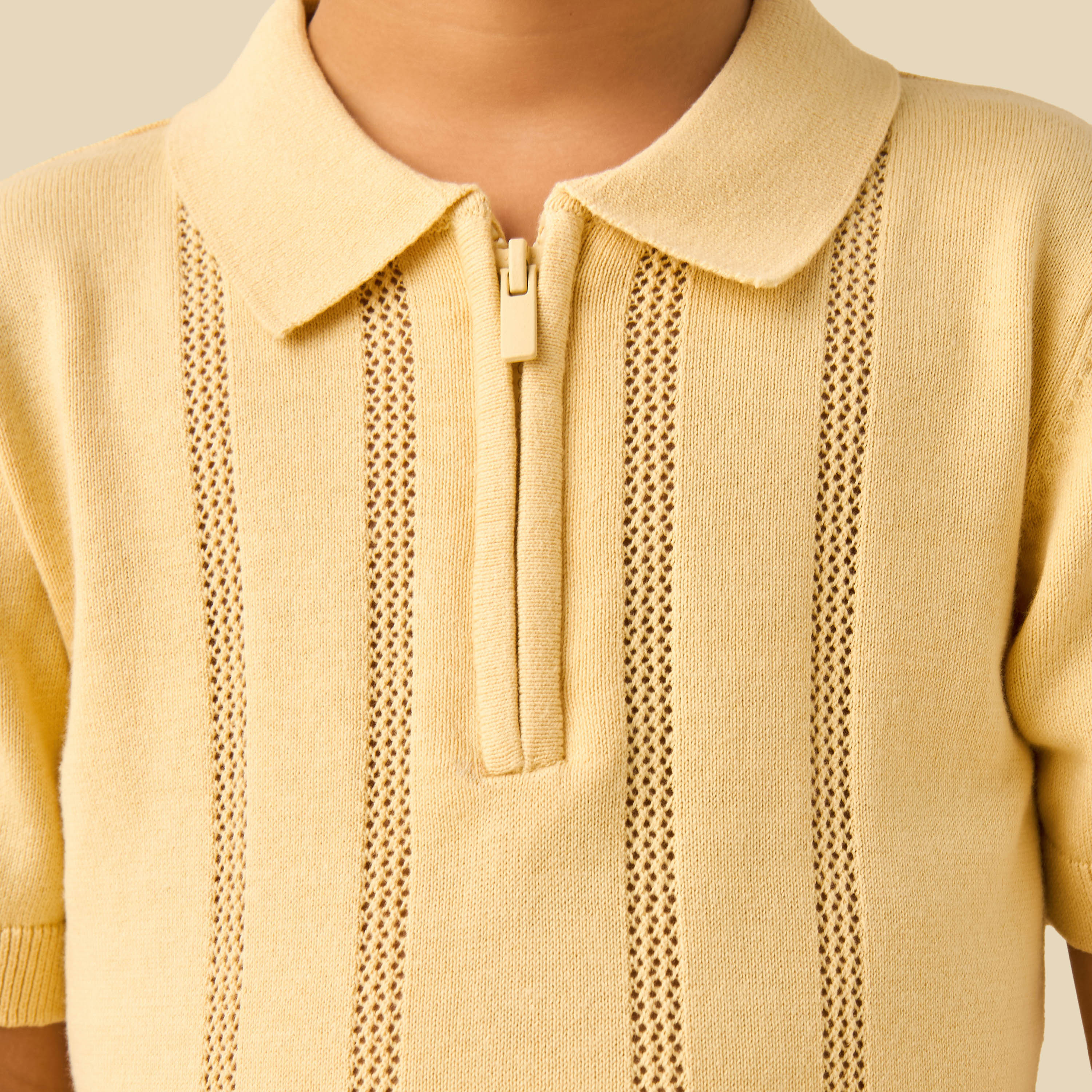 كارديجان بولو بارز الملمس بسحّاب نصفي وأكمام قصيرة من جونيورز-baby-boys-clothing-jumpersandcardigans-image-1