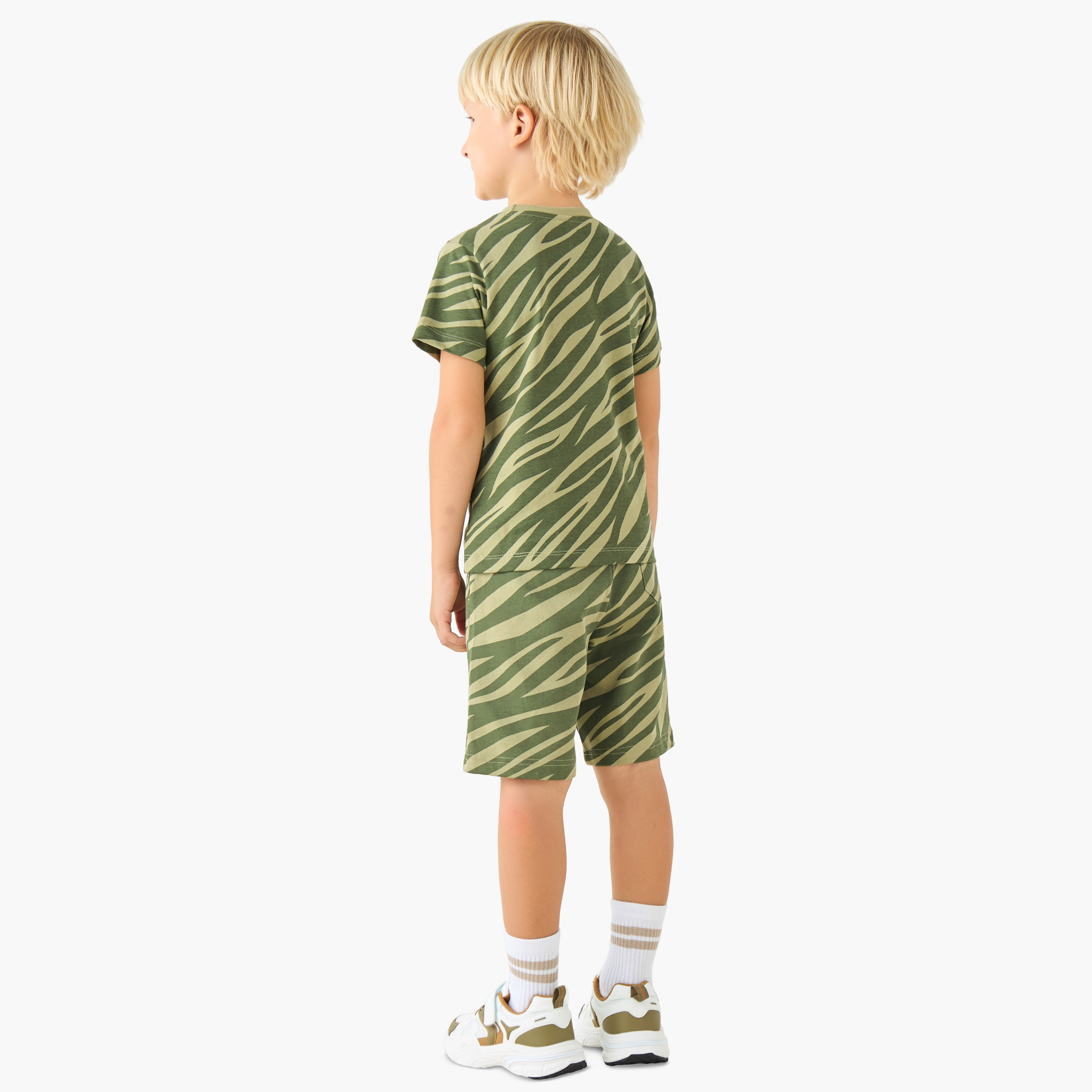 Set of 3 Juniors Crew Neck Short Sleeves T-shirt and Shorts Set with Print-boys-clothing-setsandcoords-image-5